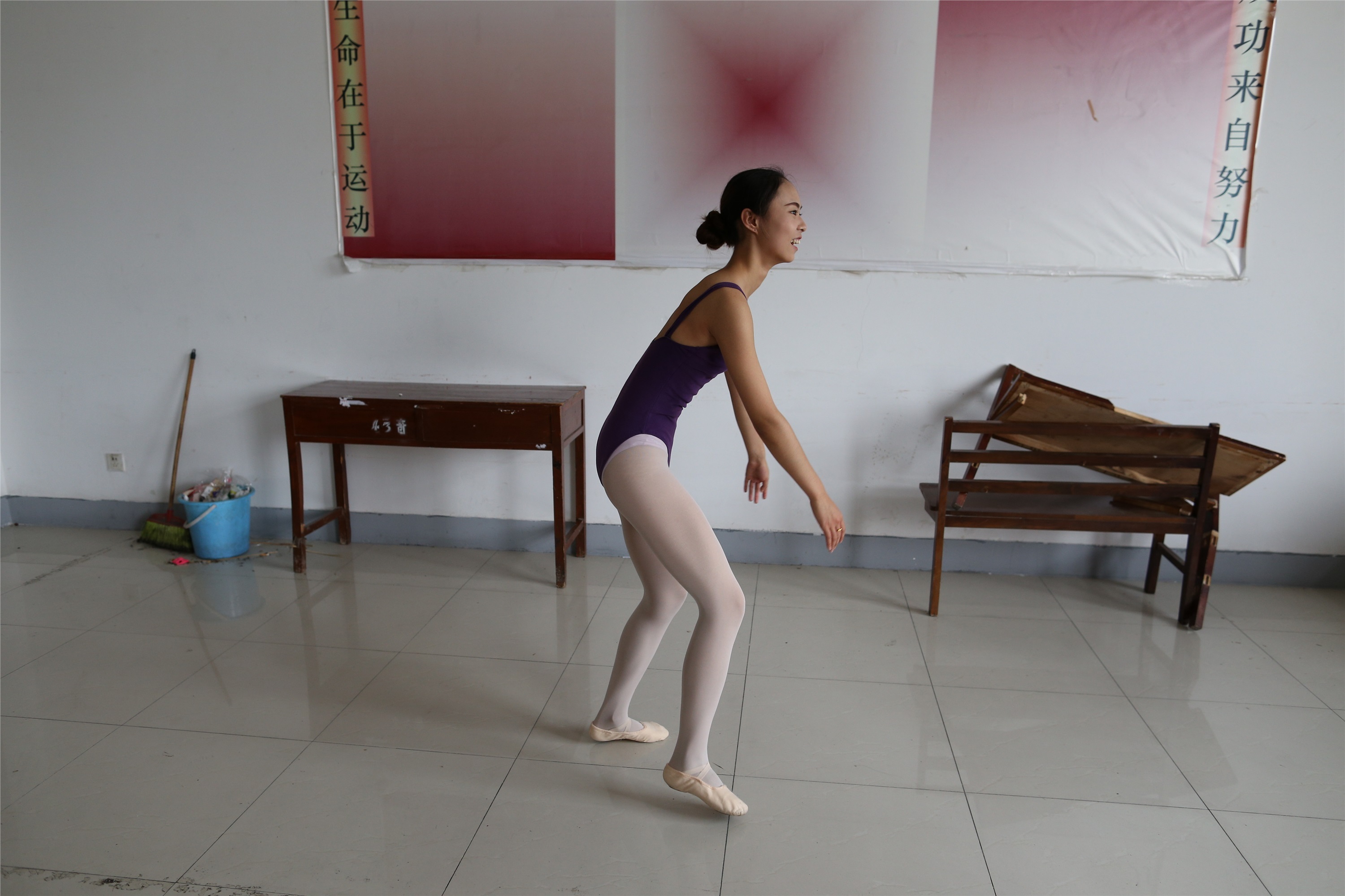 大西瓜美女图片 W018 舞蹈家8-紫色376p1