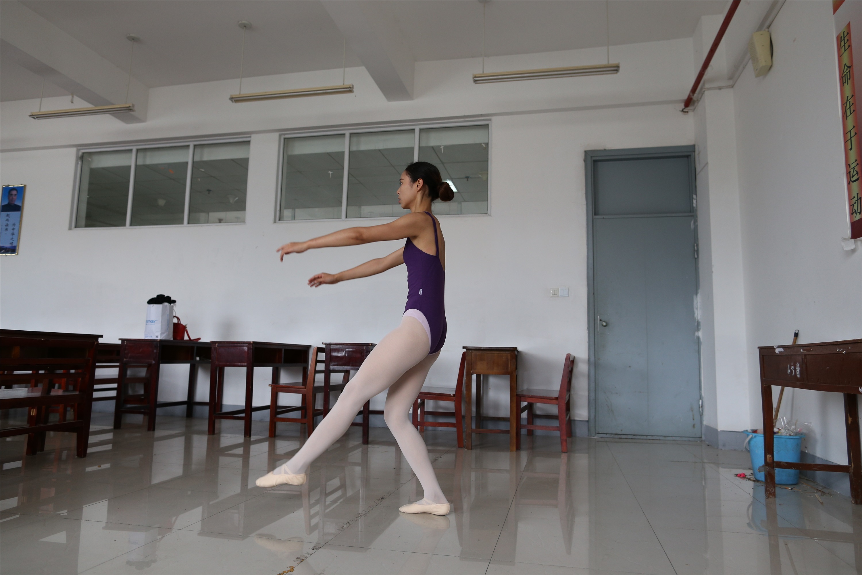 大西瓜美女图片 W018 舞蹈家8-紫色376p1