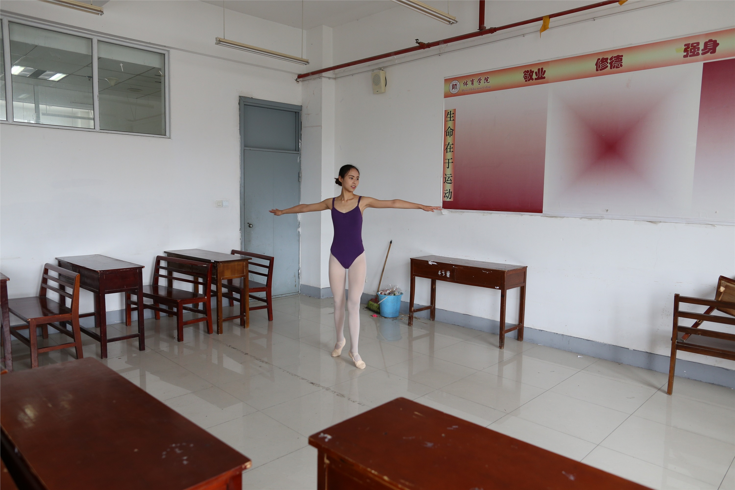 大西瓜美女图片 W018 舞蹈家8-紫色376p2