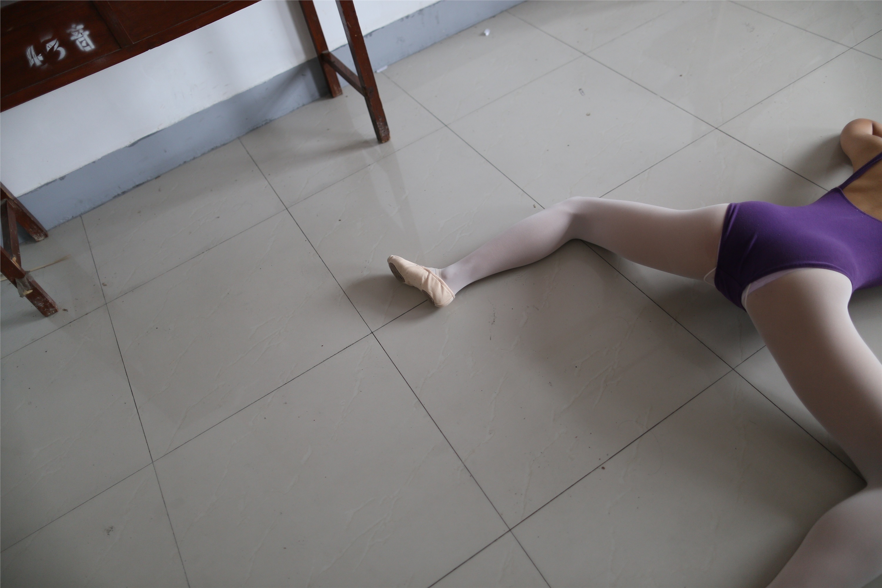 大西瓜美女图片 W018 舞蹈家8-紫色376p2