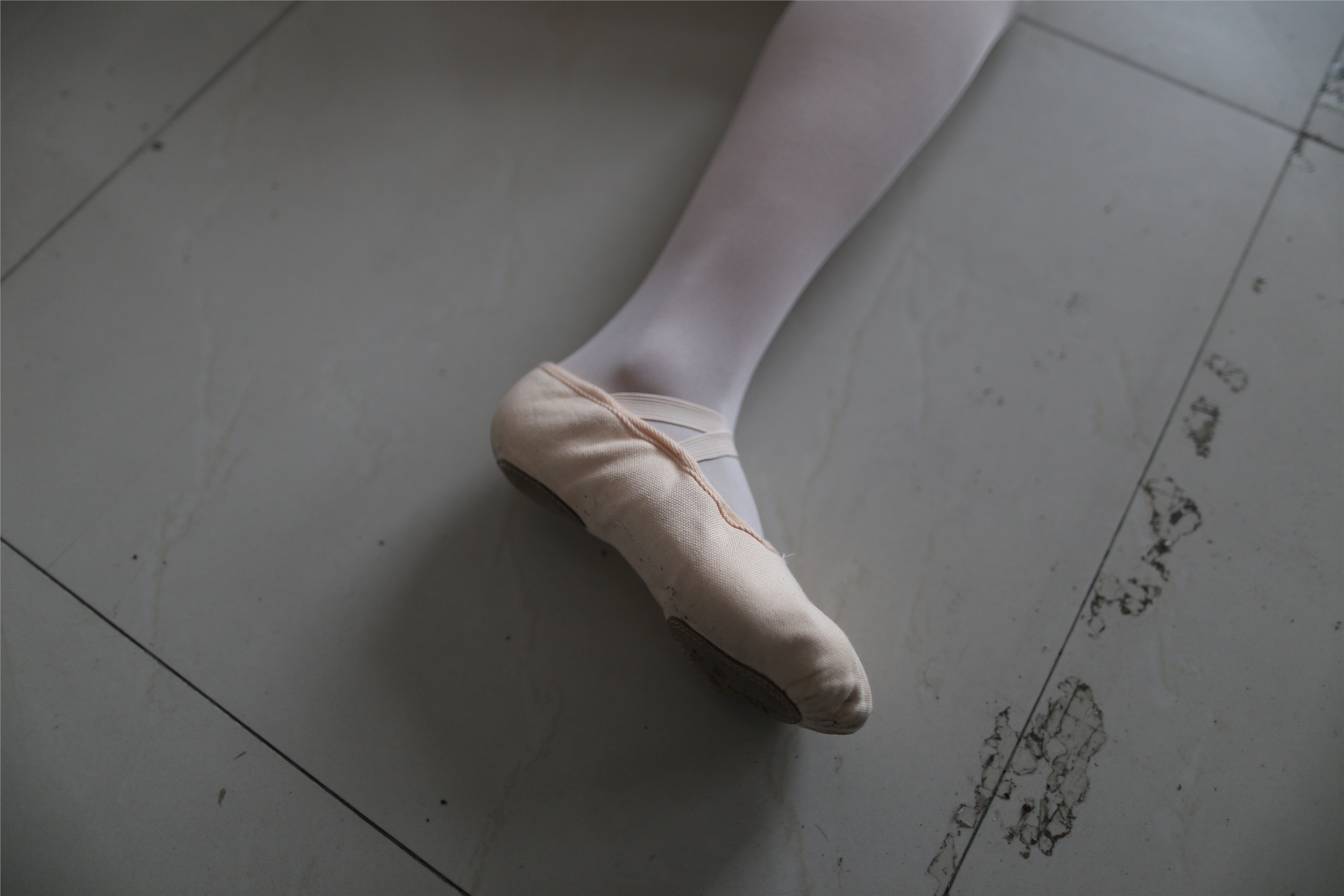 大西瓜美女图片 W018 舞蹈家8-紫色376p2