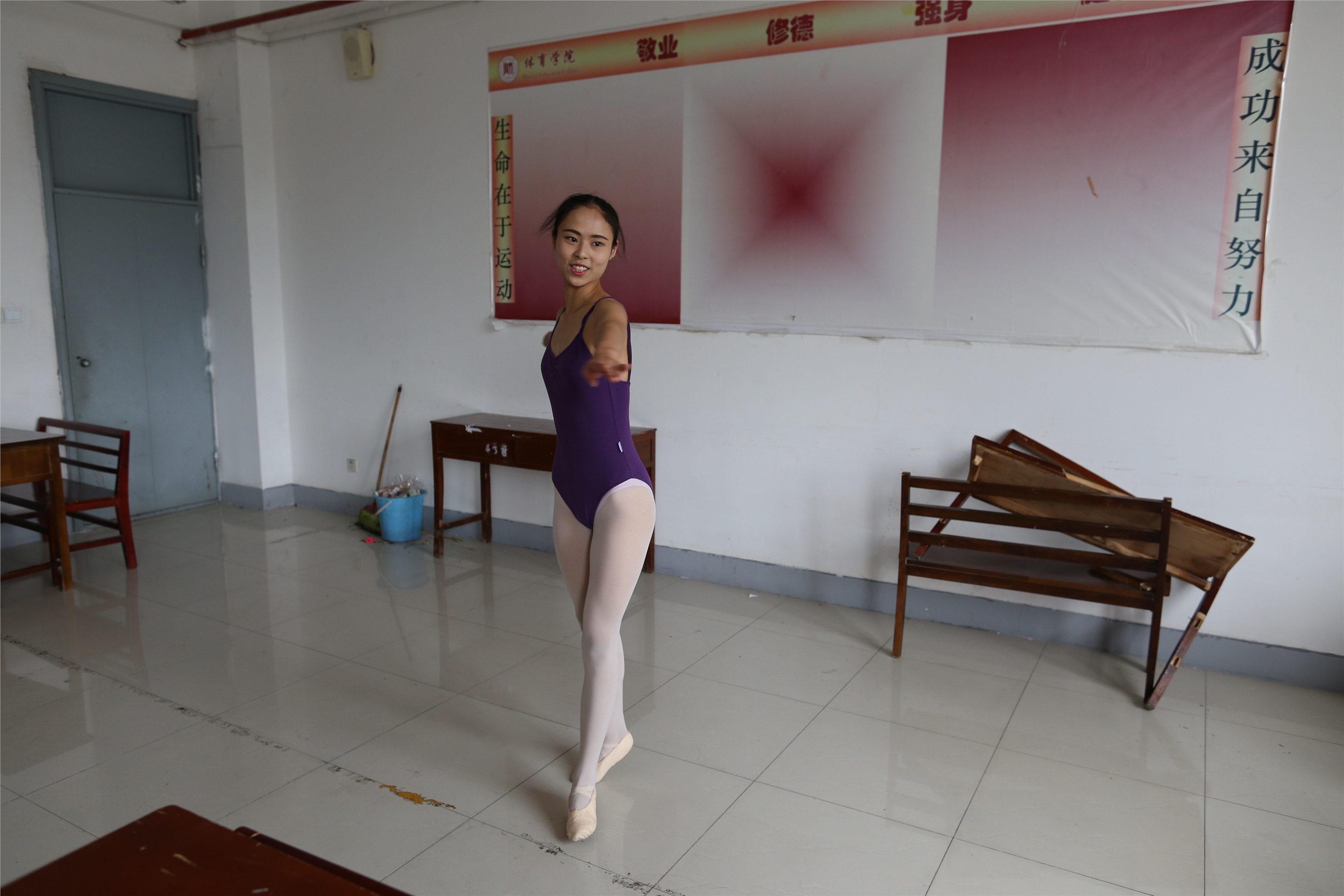 大西瓜美女图片 W018 舞蹈家8-紫色376p2