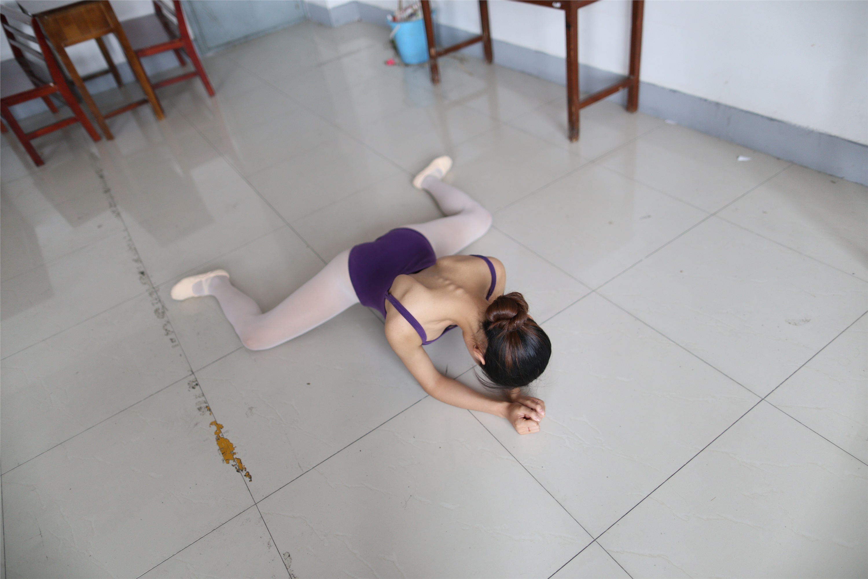 大西瓜美女图片 W018 舞蹈家8-紫色376p2