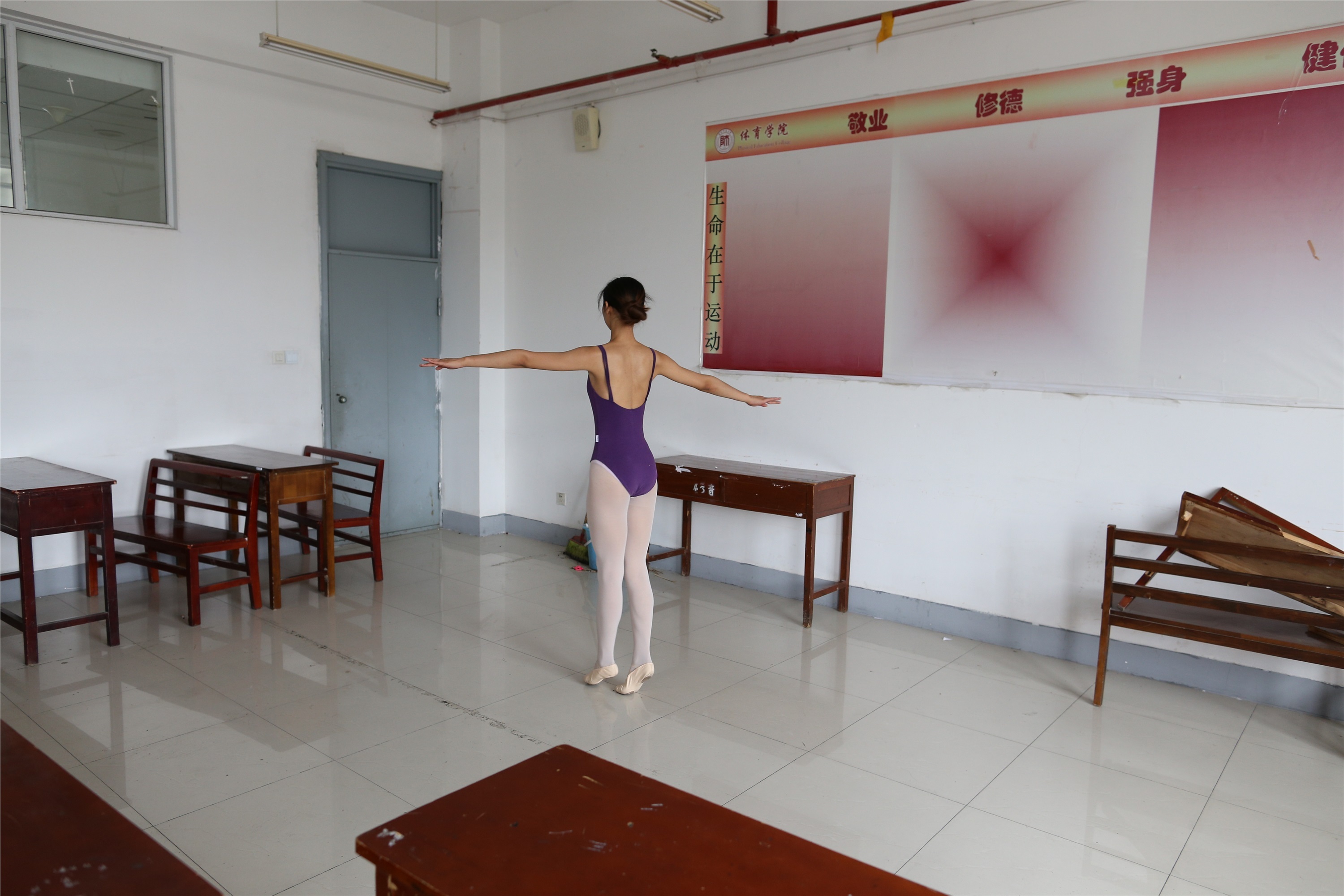 大西瓜美女图片 W018 舞蹈家8-紫色376p2