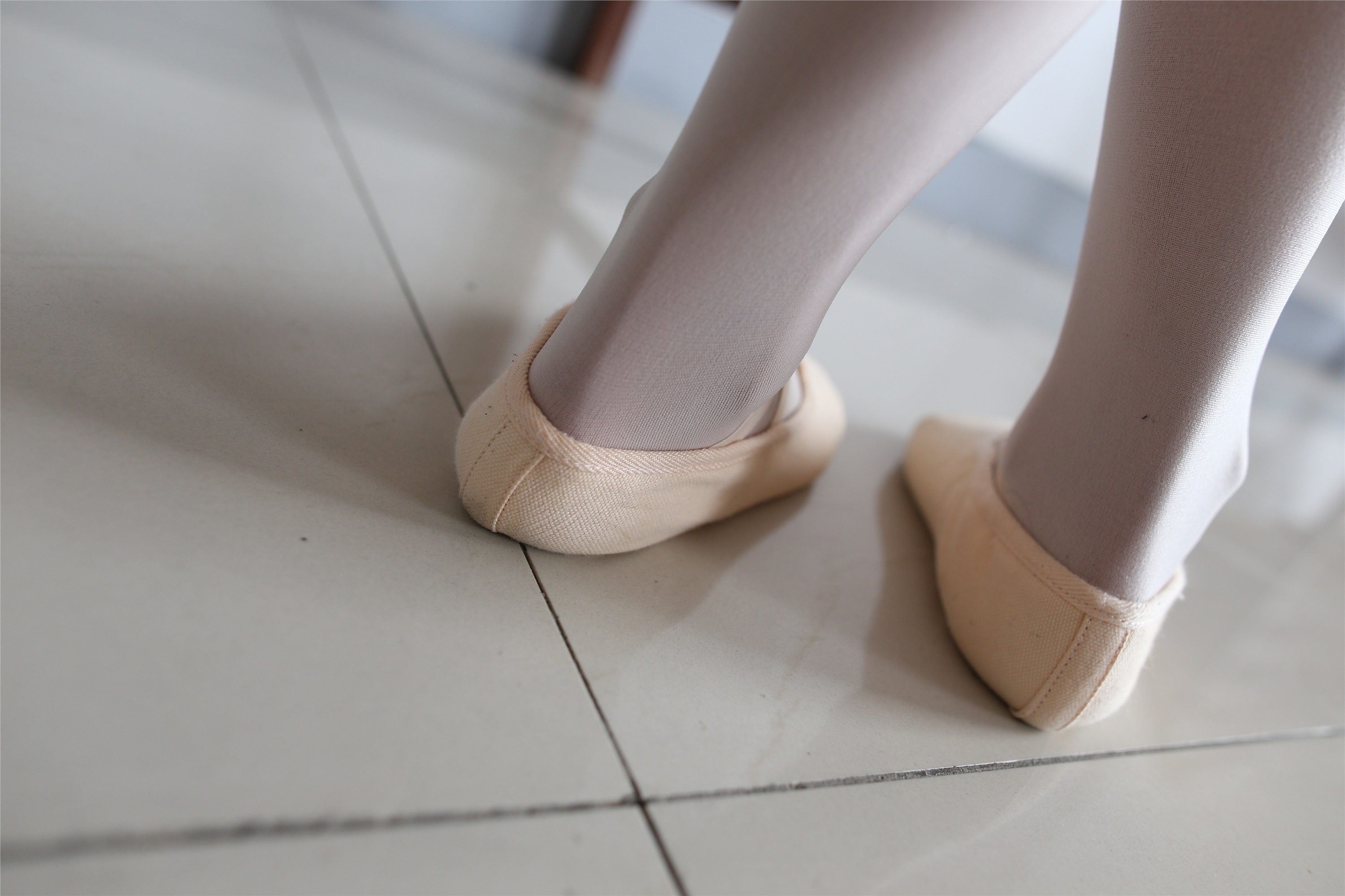 大西瓜美女图片 W018 舞蹈家8-紫色376p3