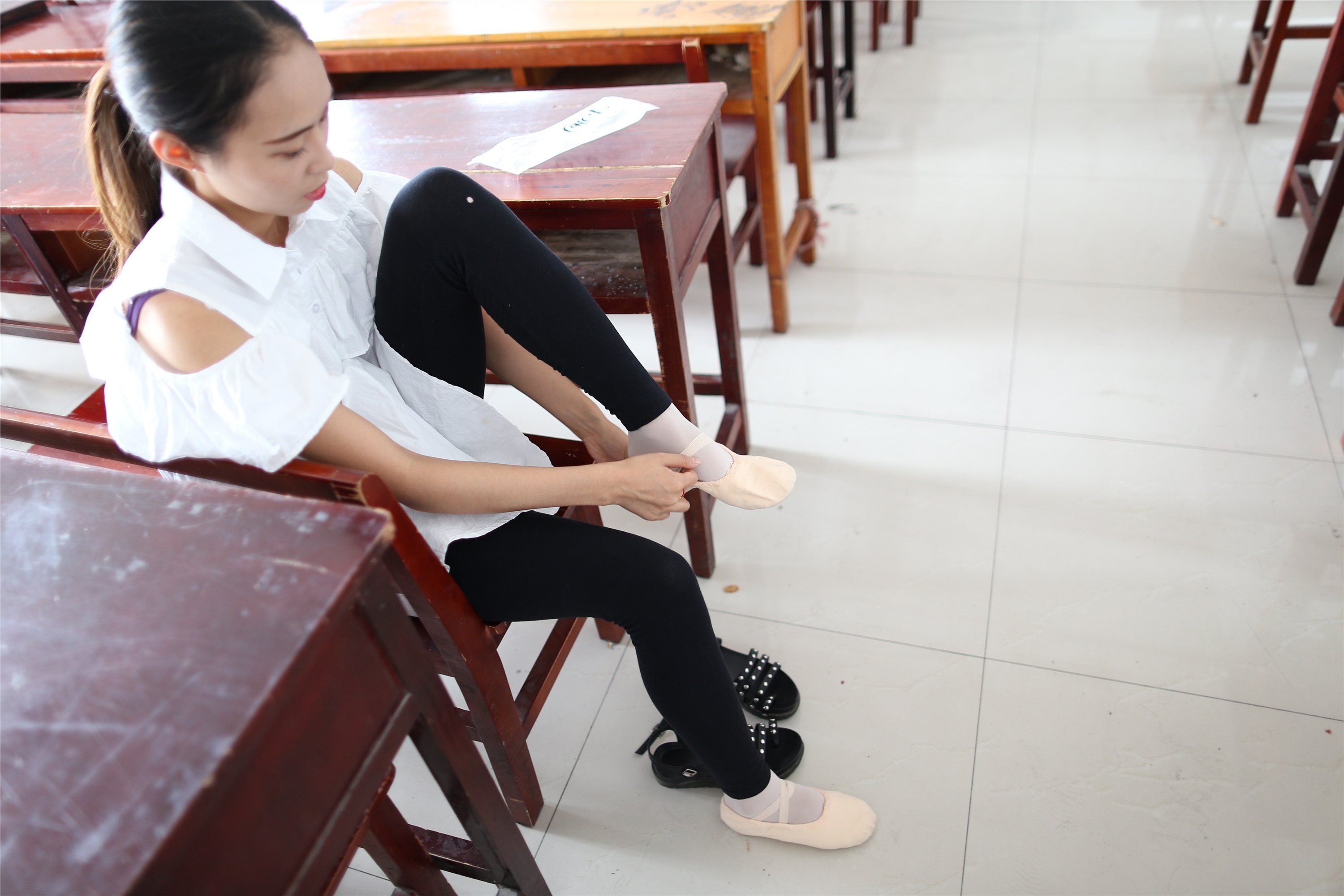 大西瓜美女图片 W018 舞蹈家8-紫色376p3