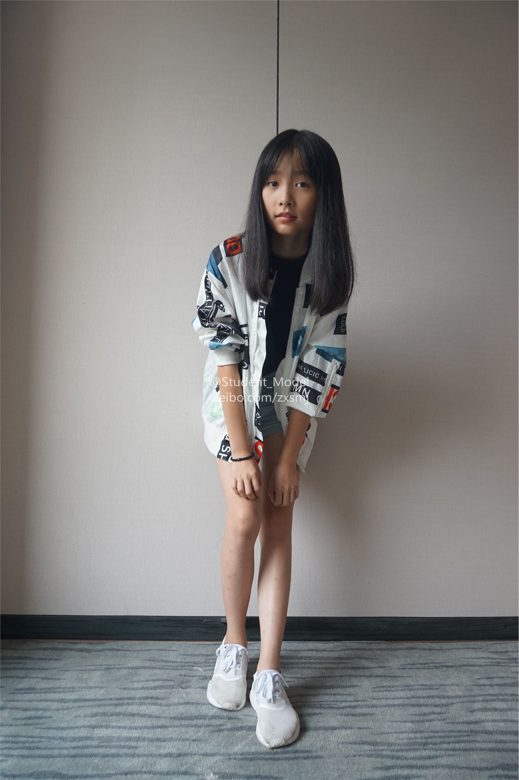 学生模特 套图 小龙猫