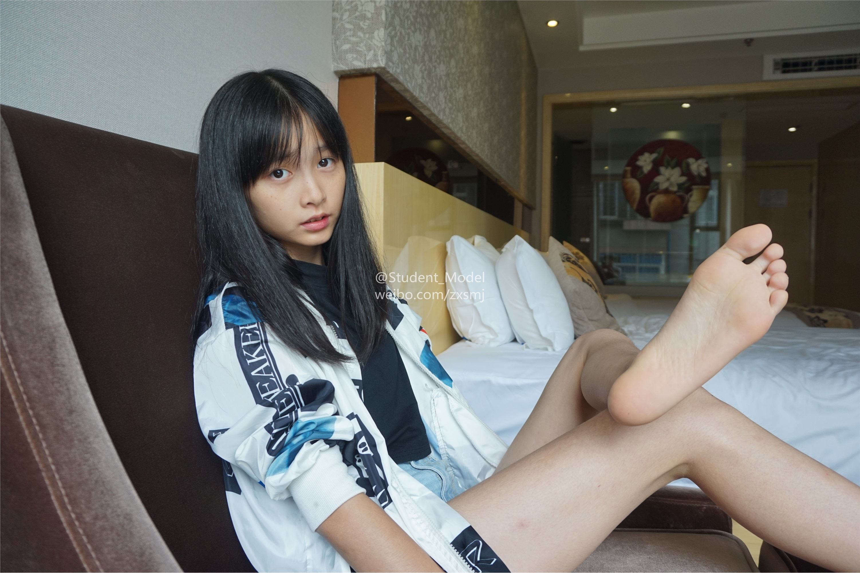 学生模特 套图 小龙猫