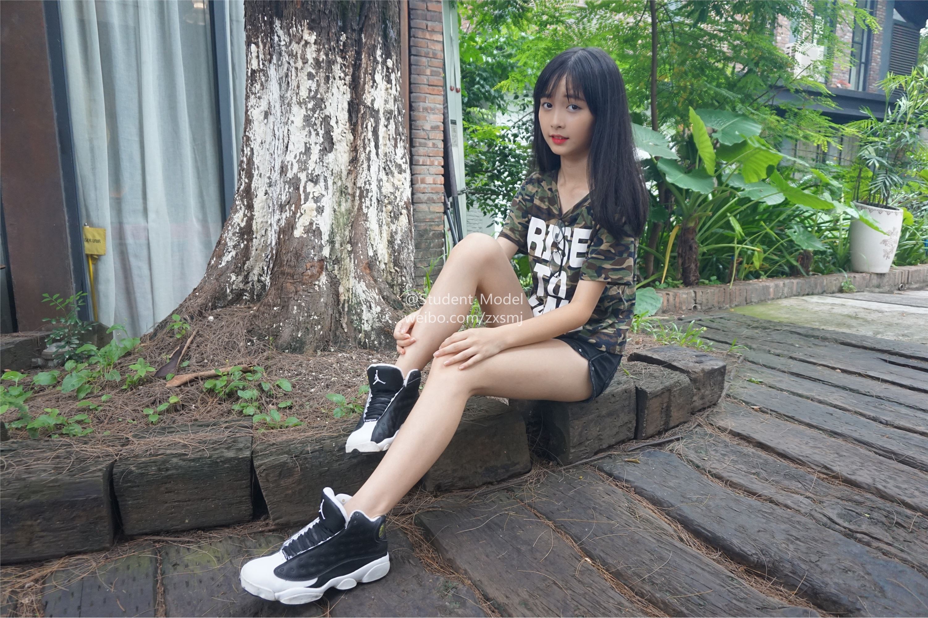 学生模特 套图 小龙猫