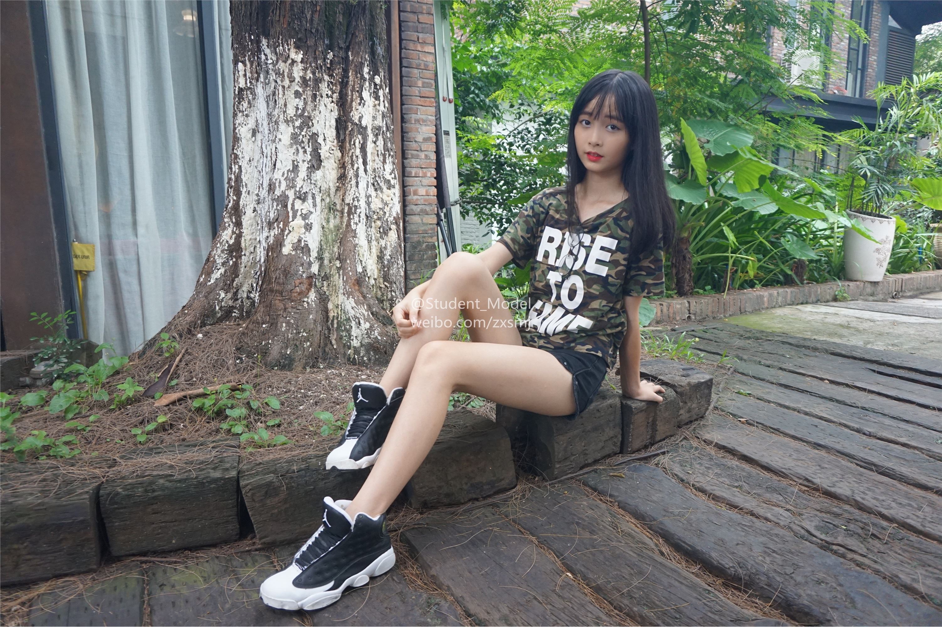 学生模特 套图 小龙猫