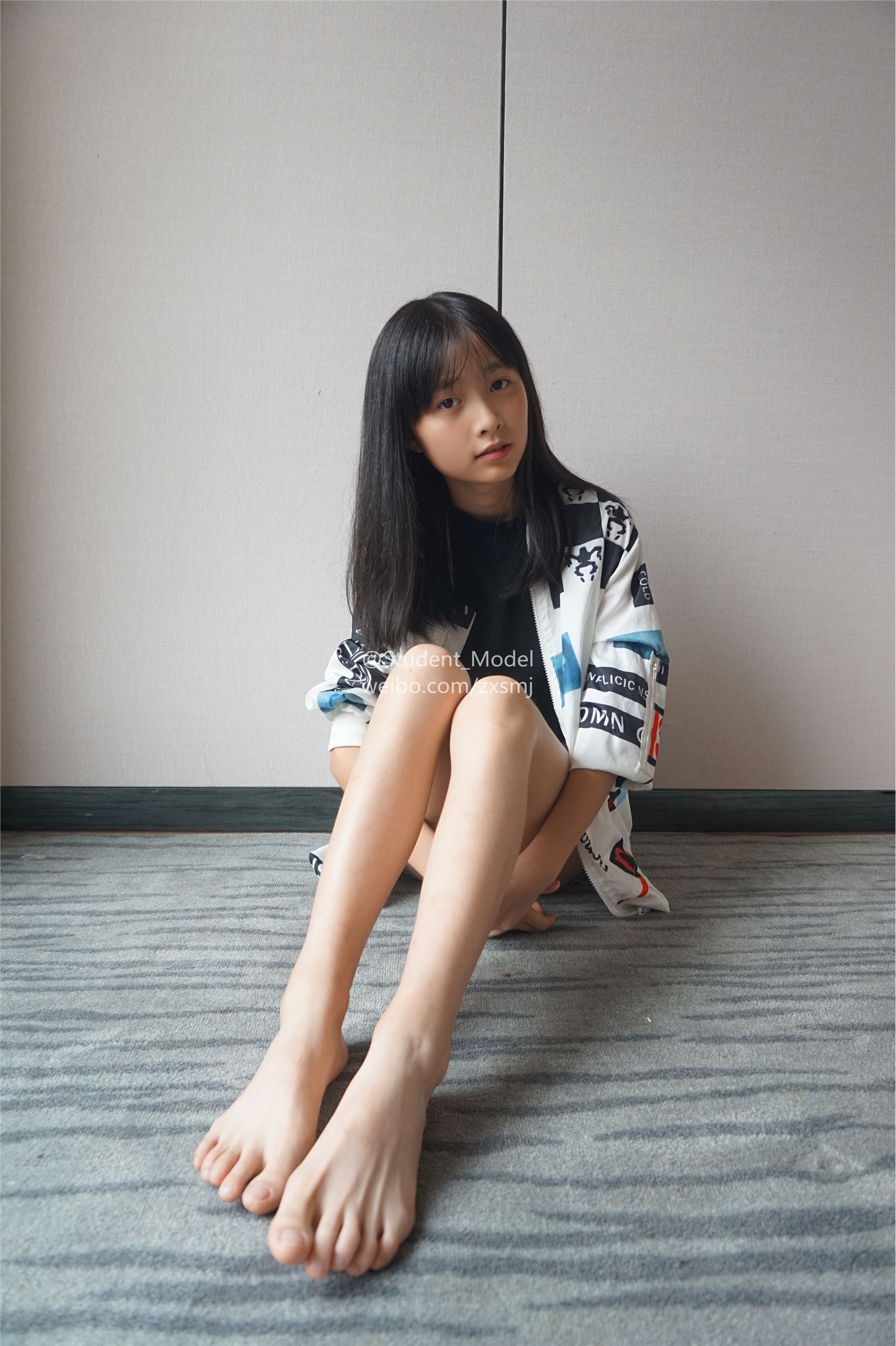 学生模特 套图 小龙猫