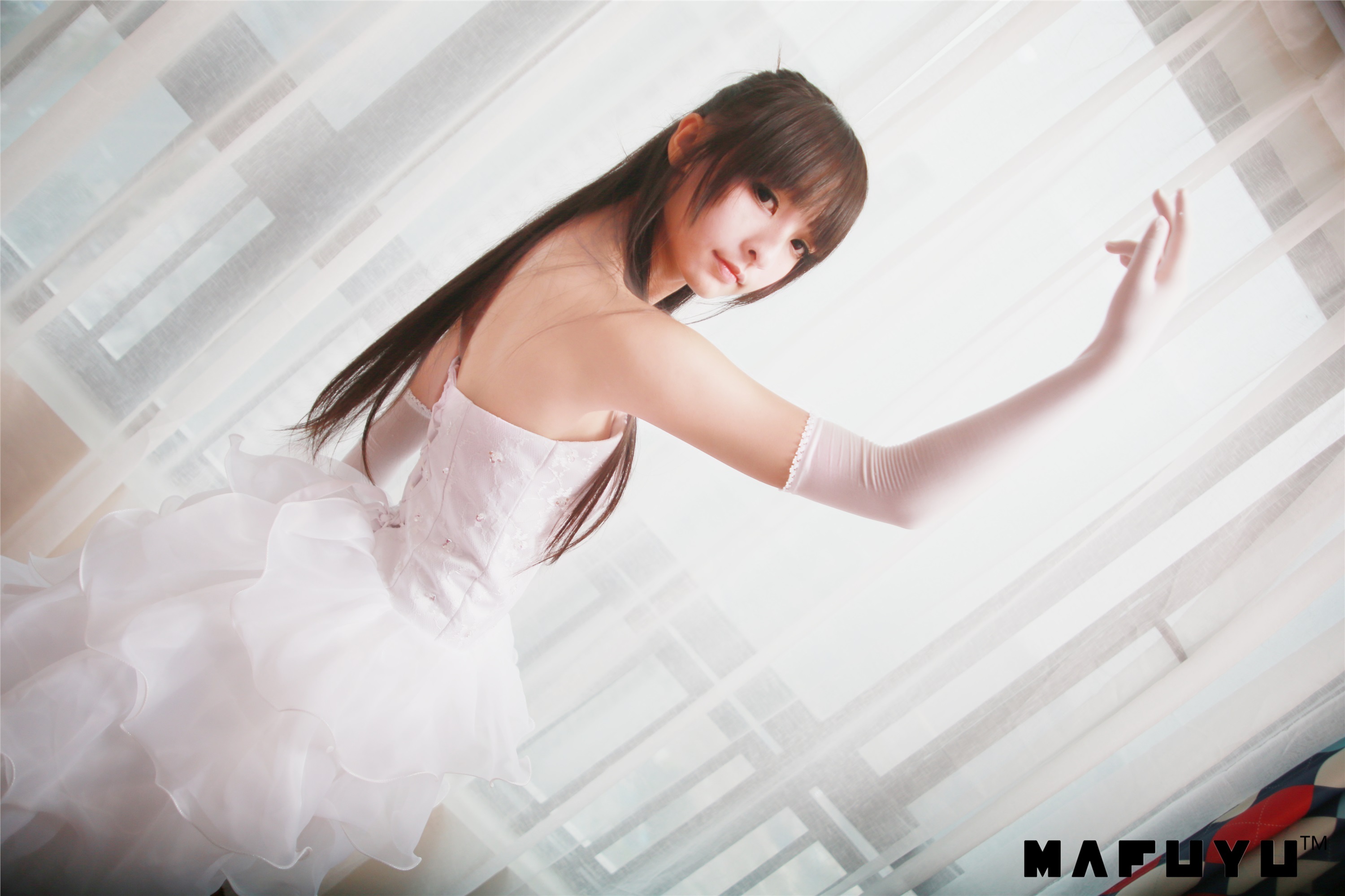 神楽坂真冬套图 - 婚纱系列