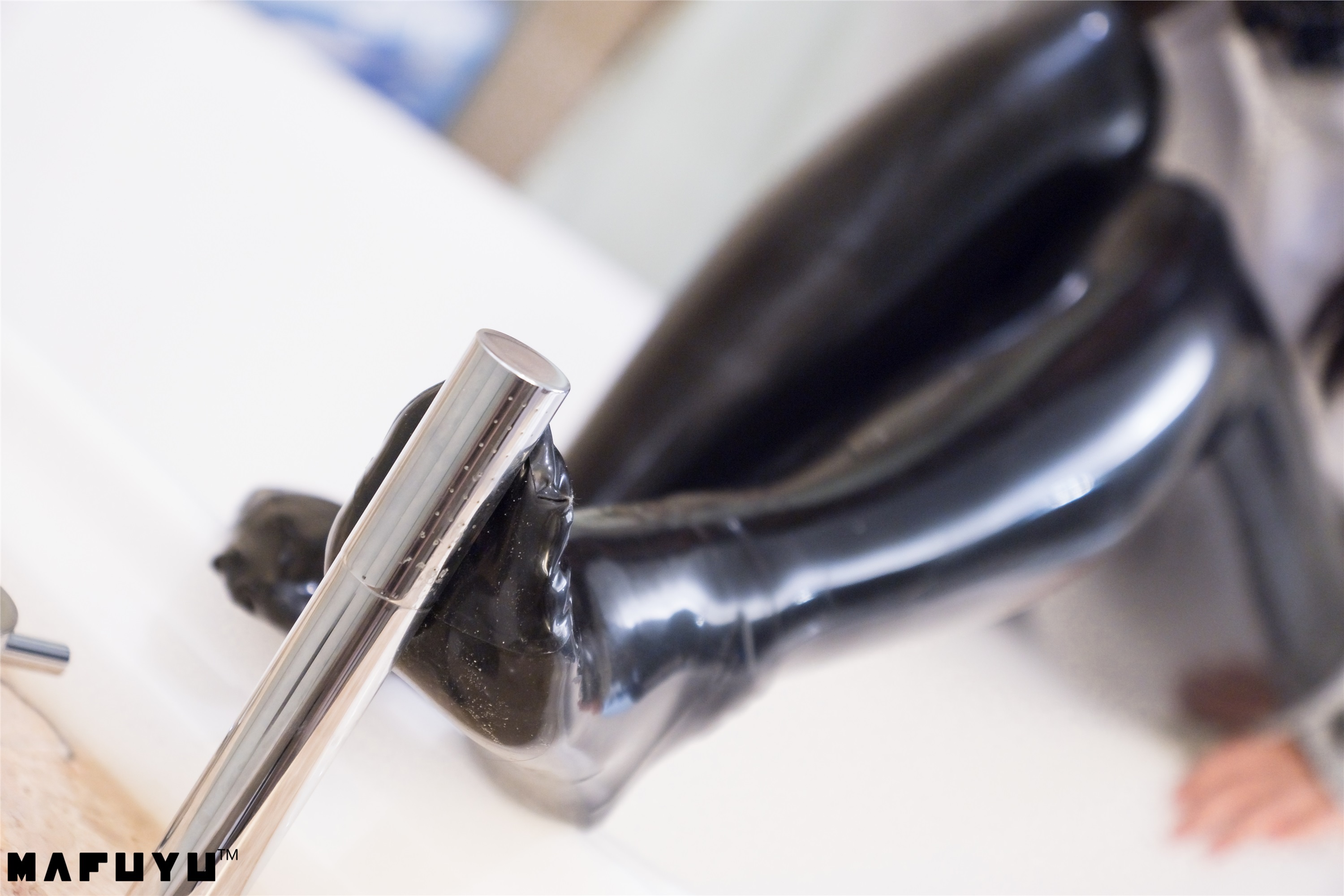 神楽坂真冬套图 - 胶袜系列