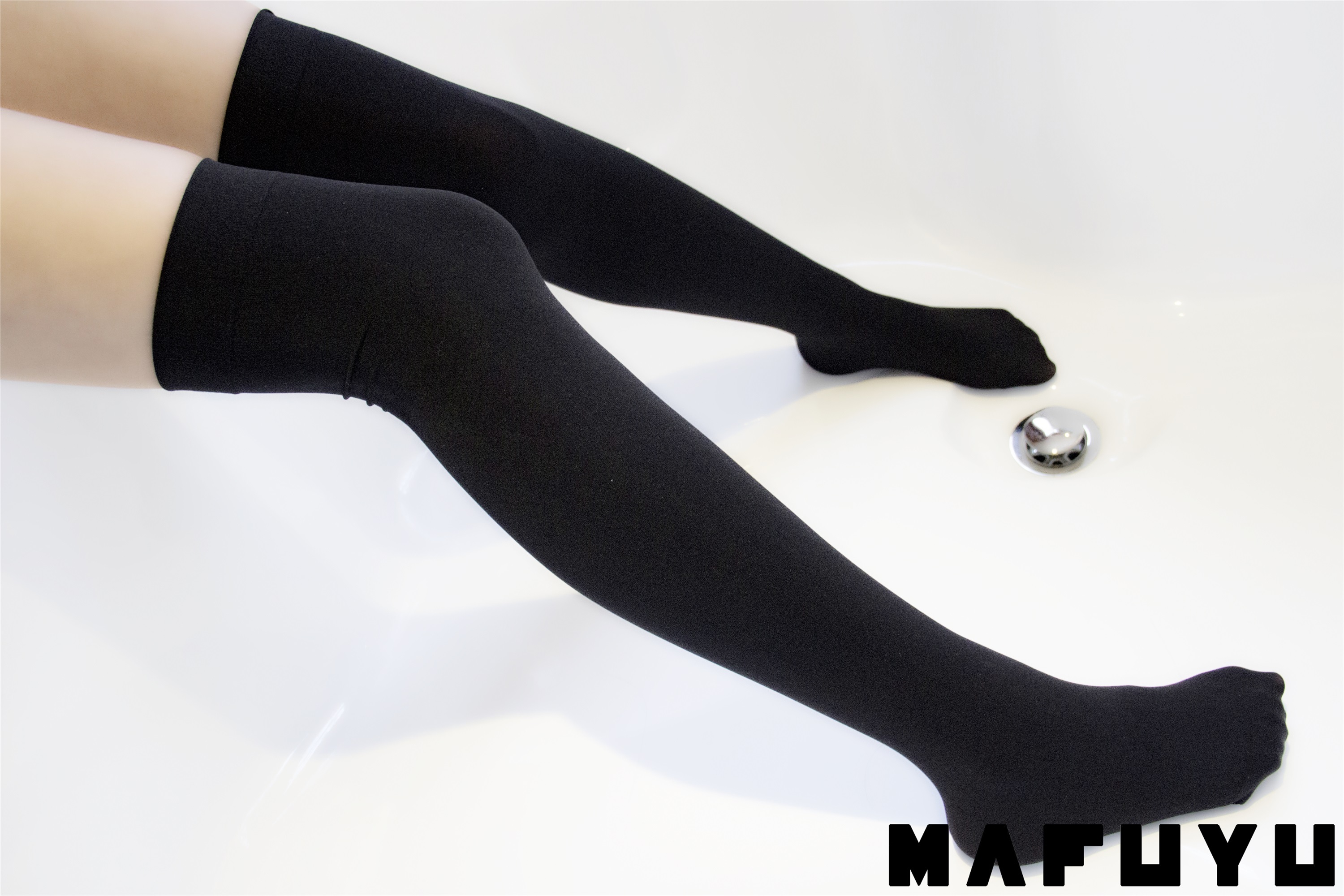 神楽坂真冬套图 - 蓝白死库水重置