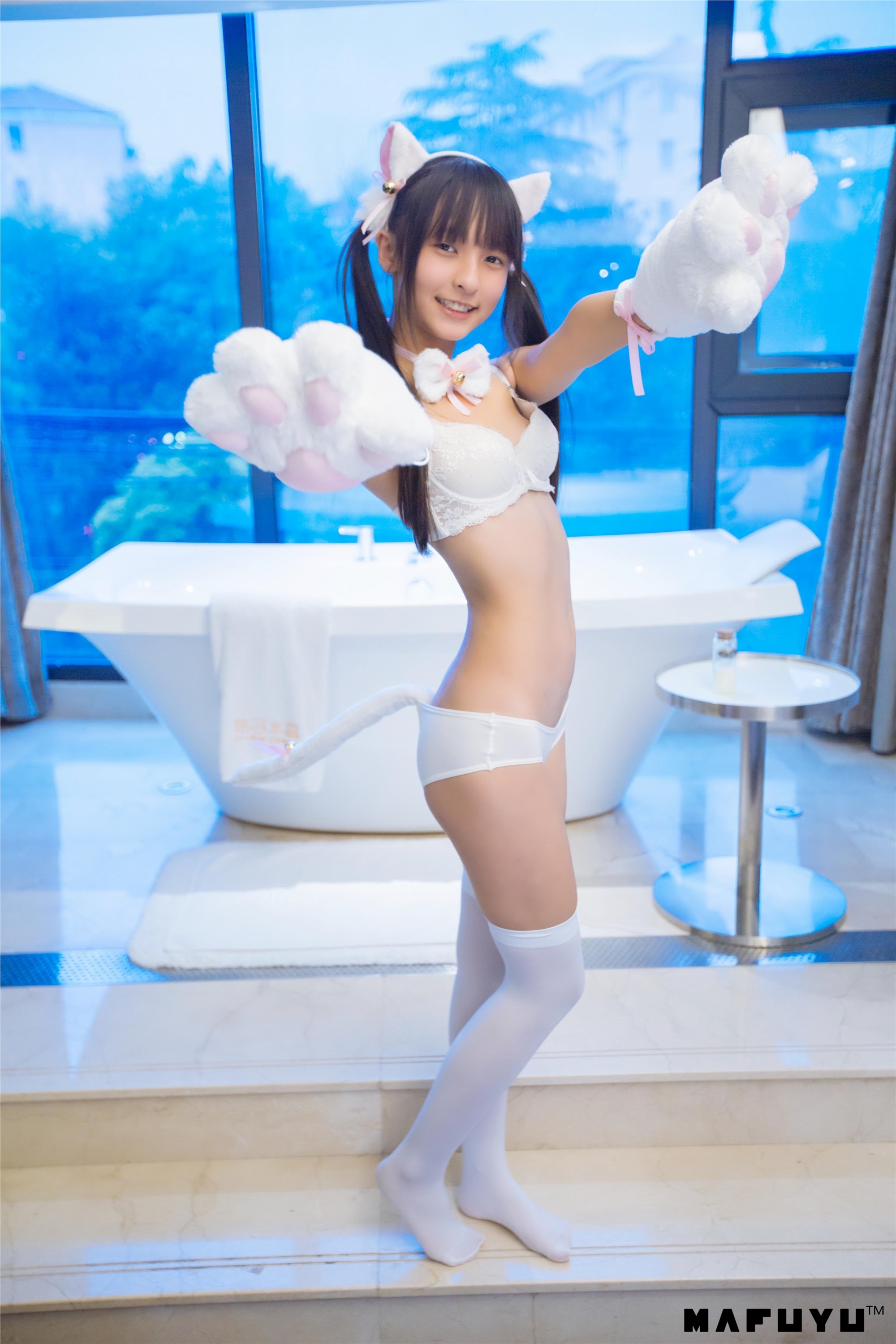 神楽坂真冬套图 - Reimu猫娘系列