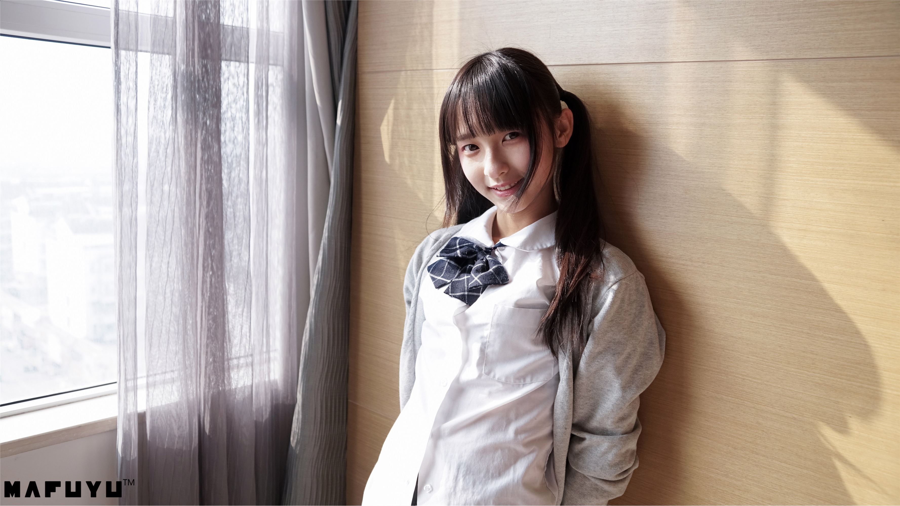 神楽坂真冬套图 - 胶袜系列