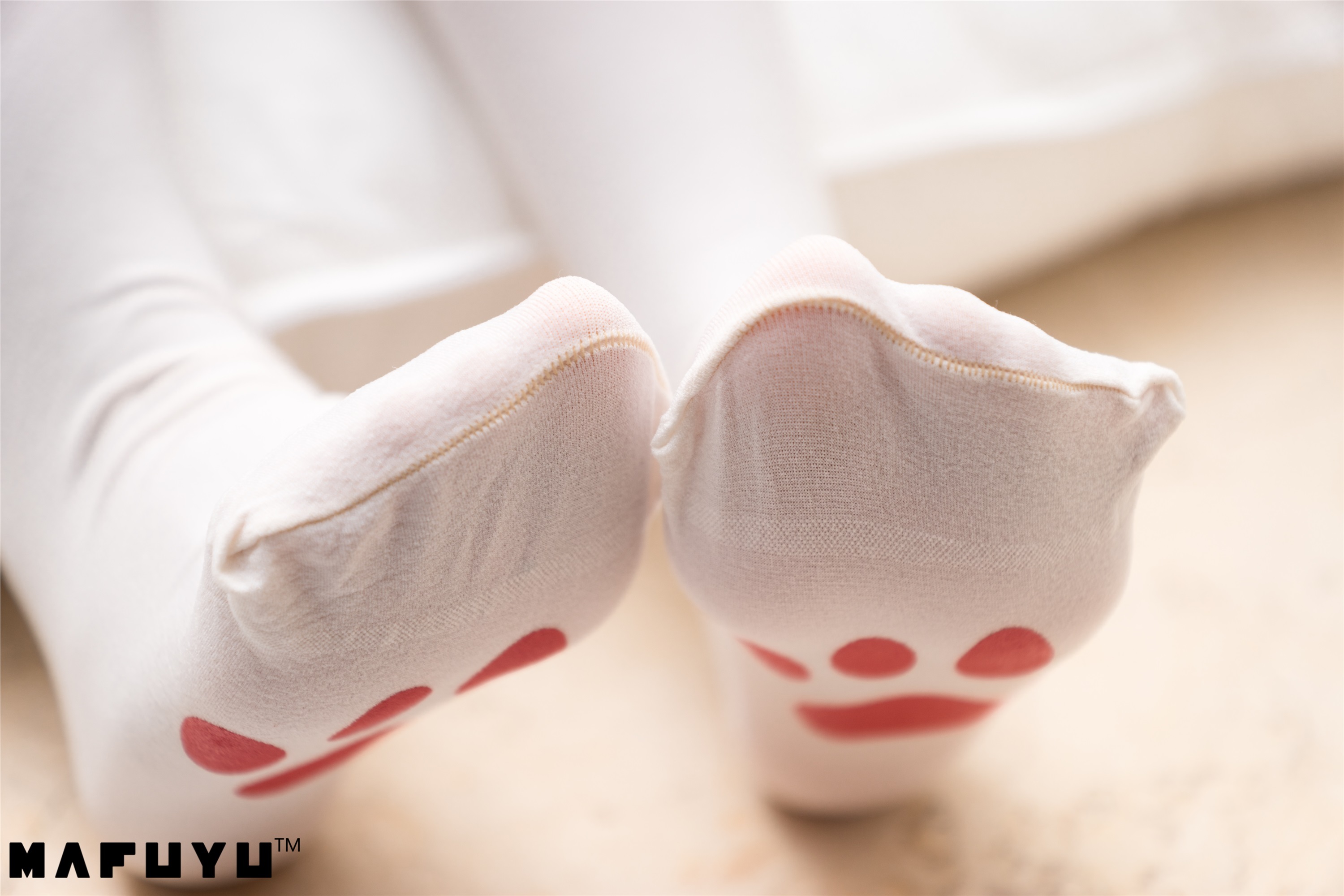 神楽坂真冬视频 - 猫爪白丝系列