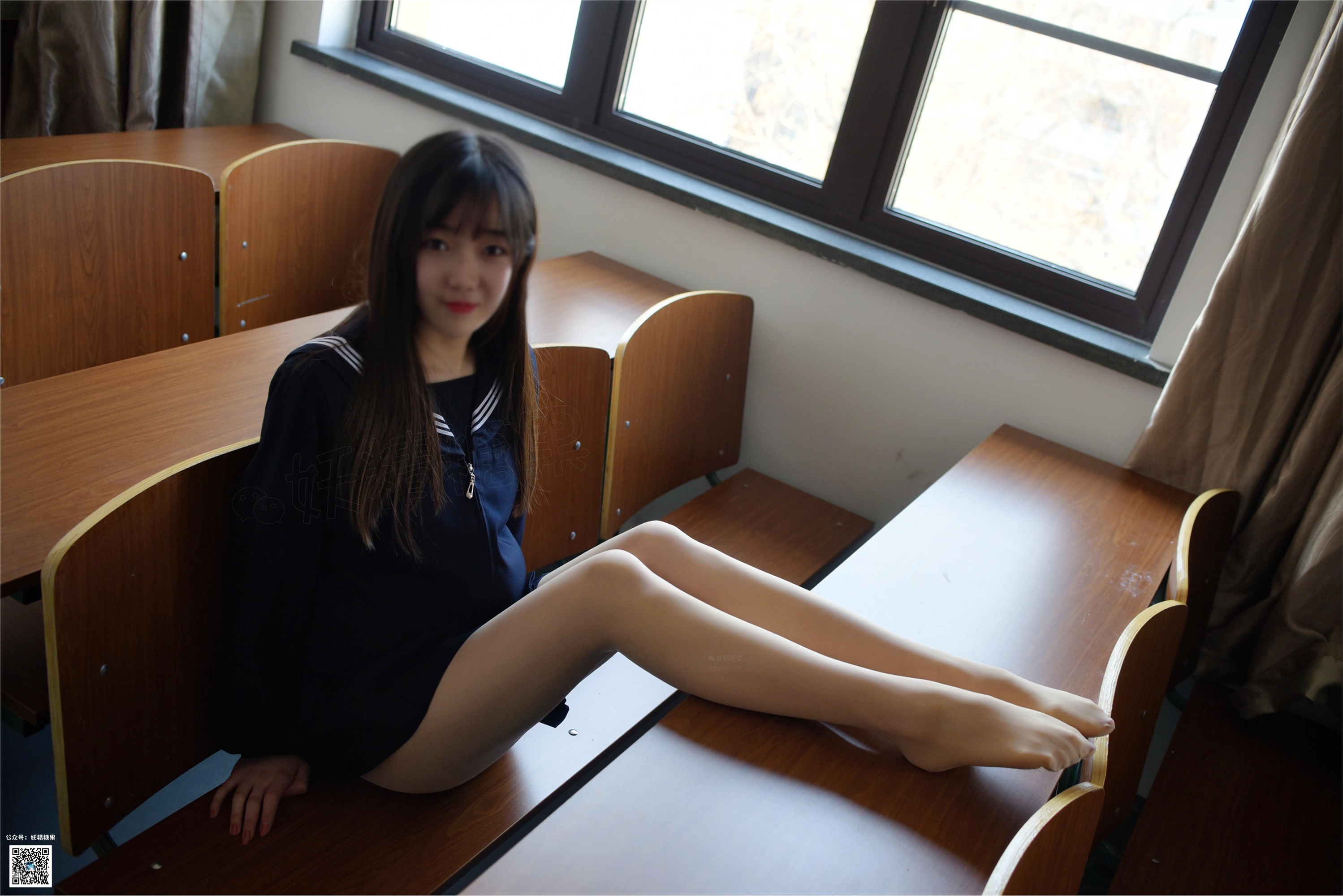 妖精视觉 小雪 遇见学妹的丝袜