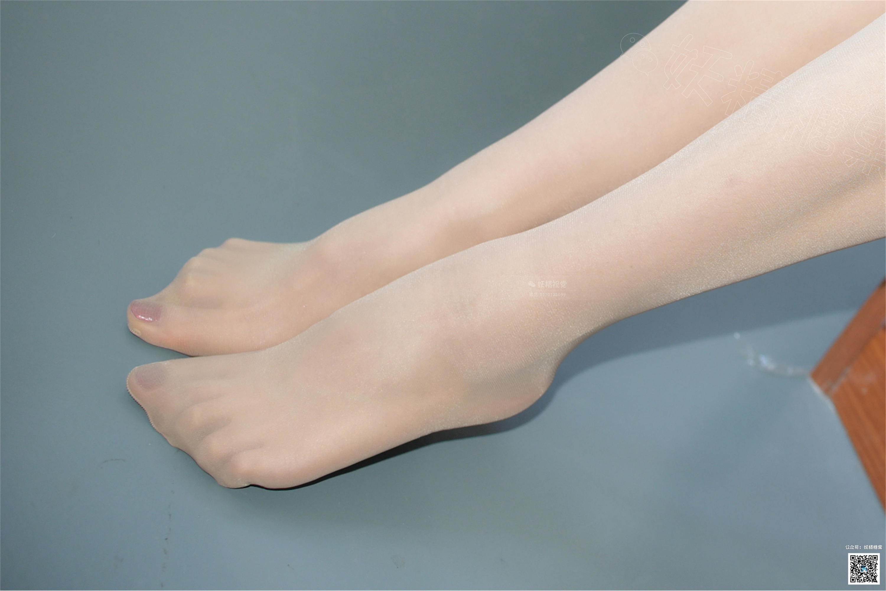 妖精视觉 小雪 遇见学妹的丝袜