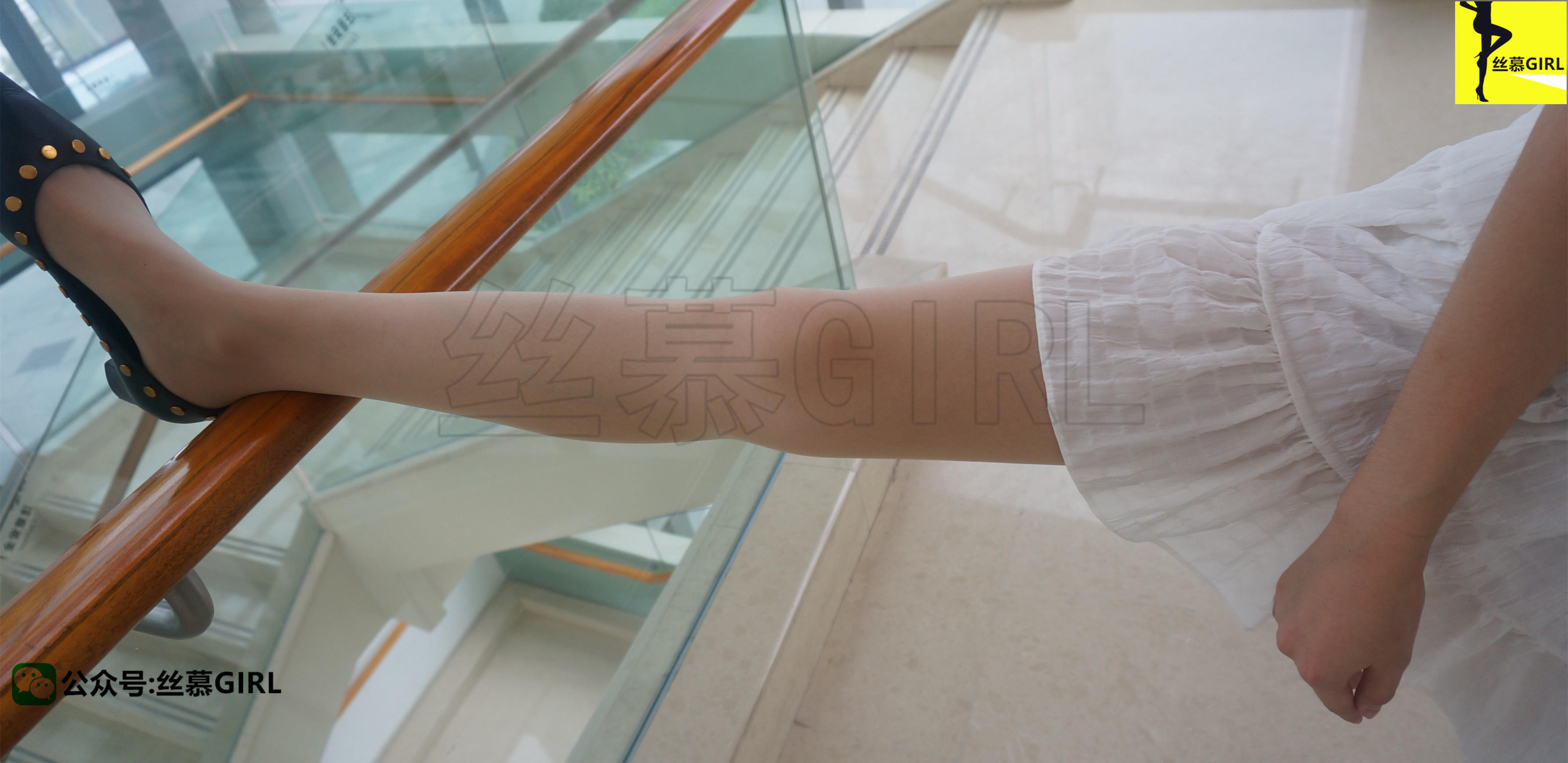 丝慕写真  第002期 模特：秋秋《少女丝心》