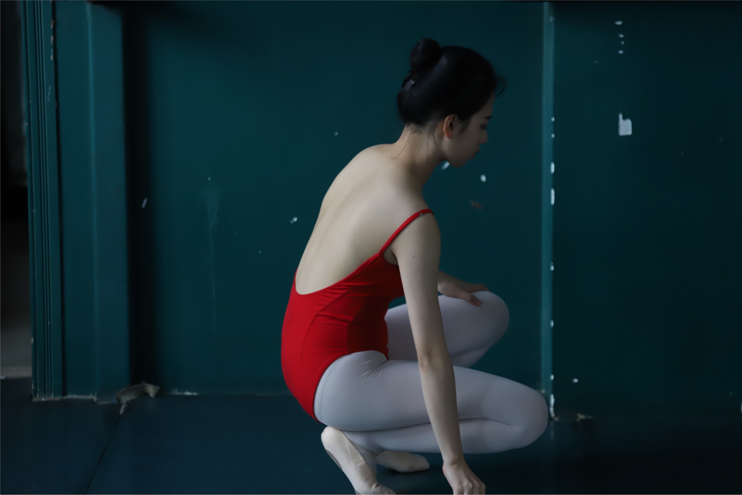 大西瓜美女图片 W020 舞蹈家-红色669p4