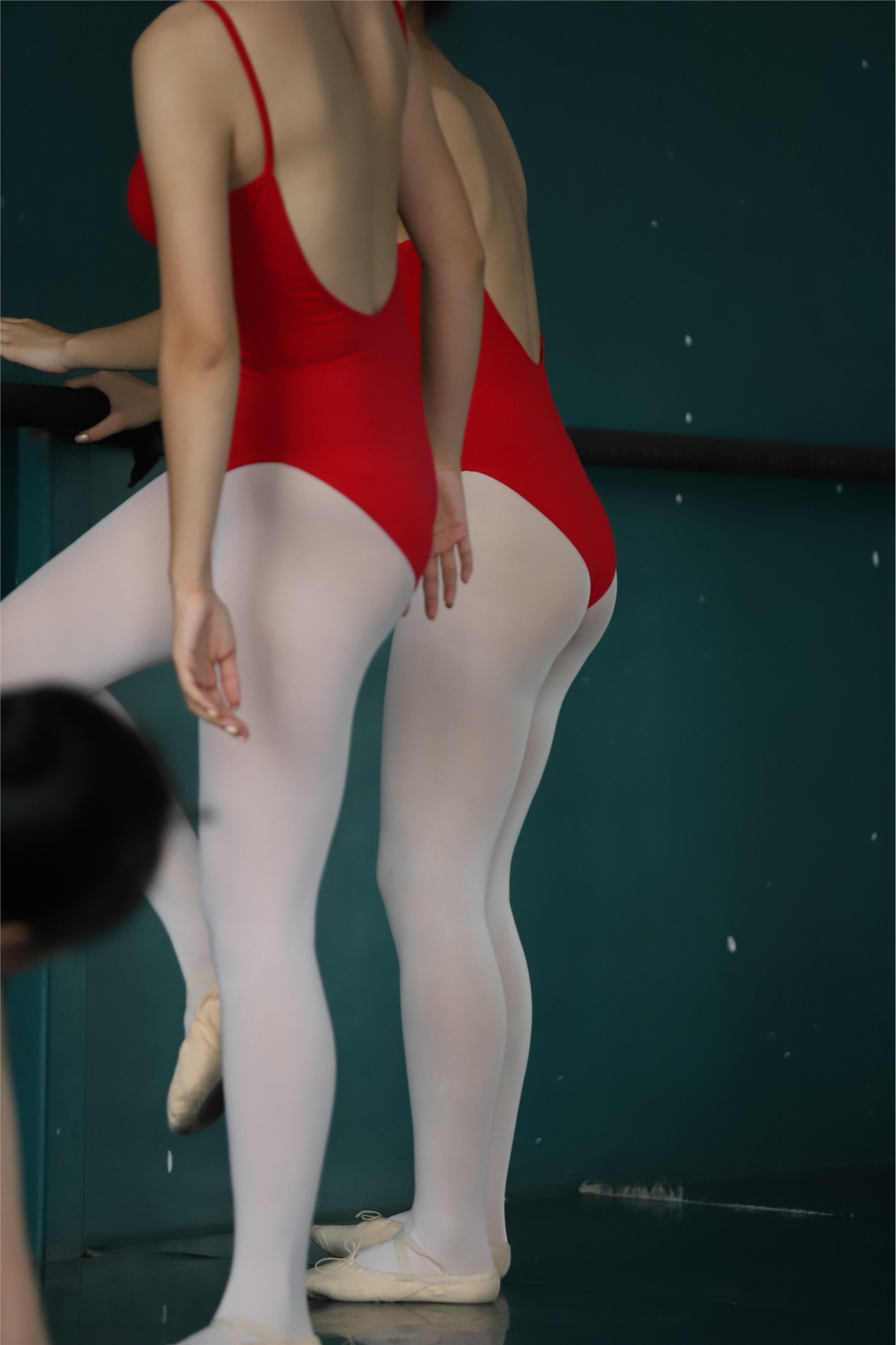 大西瓜美女图片 W020 舞蹈家-红色669p5