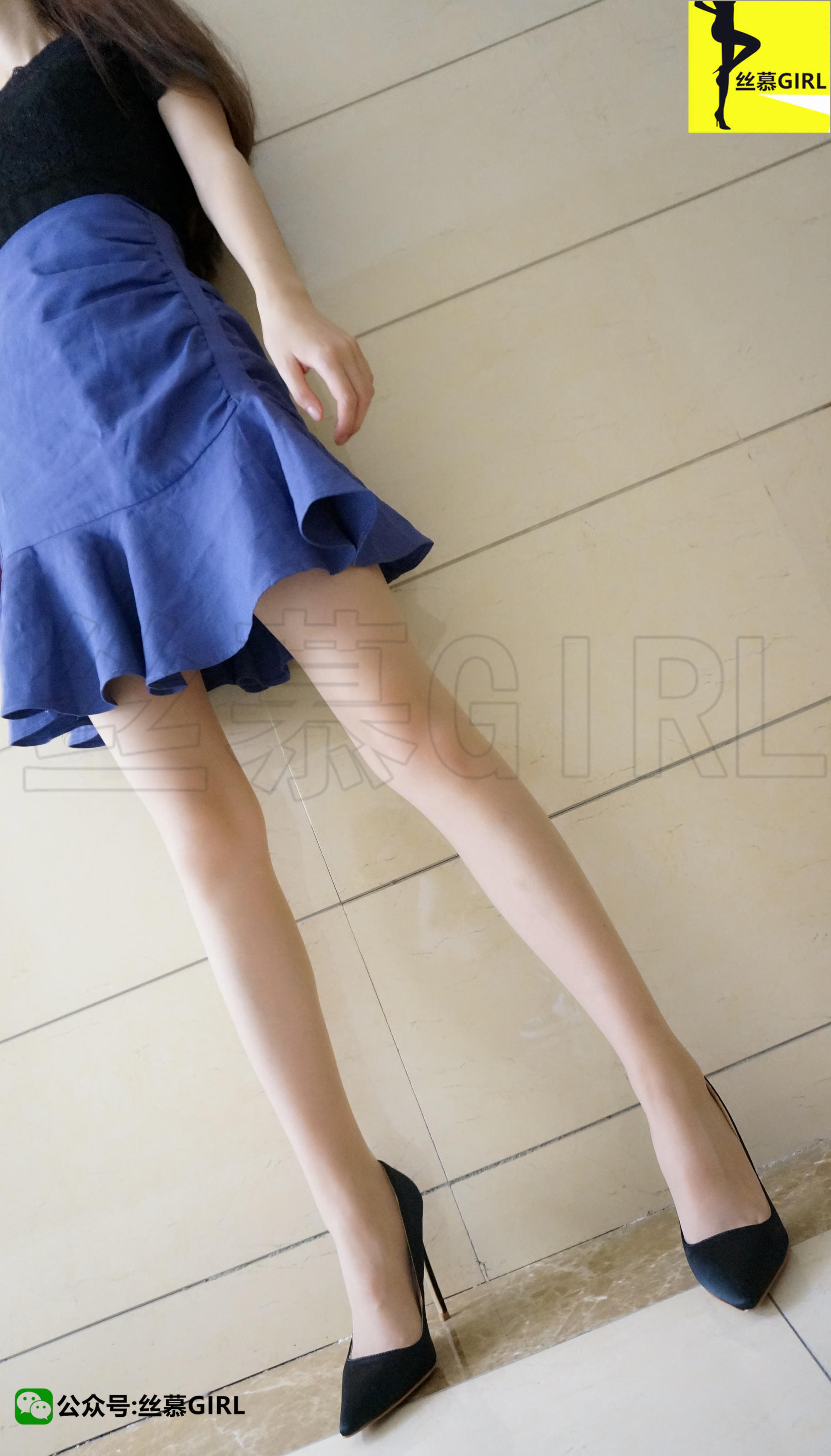 丝慕写真  第001期 模特：秋秋《夏天尾巴上的肉丝》