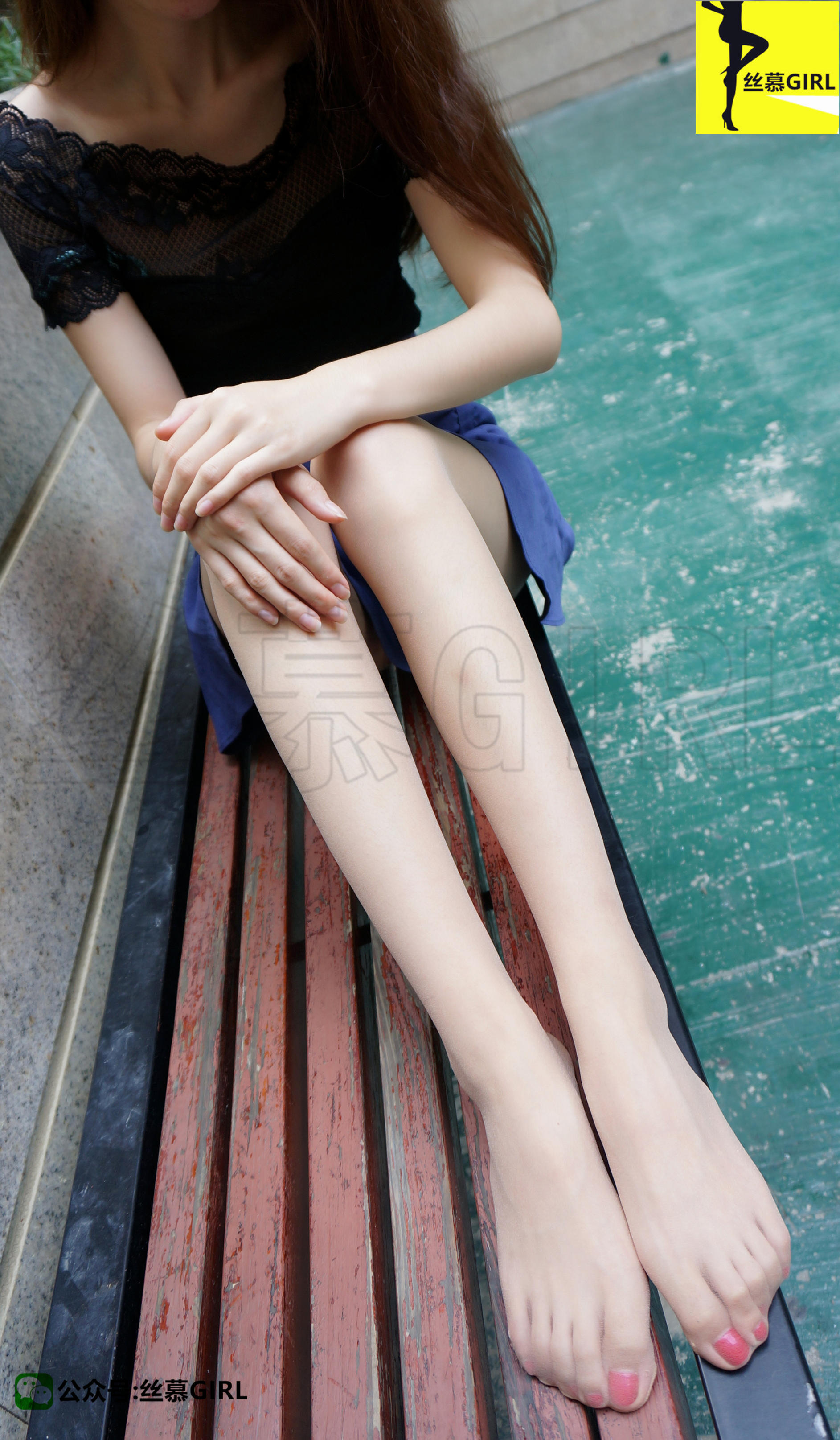 丝慕写真  第001期 模特：秋秋《夏天尾巴上的肉丝》