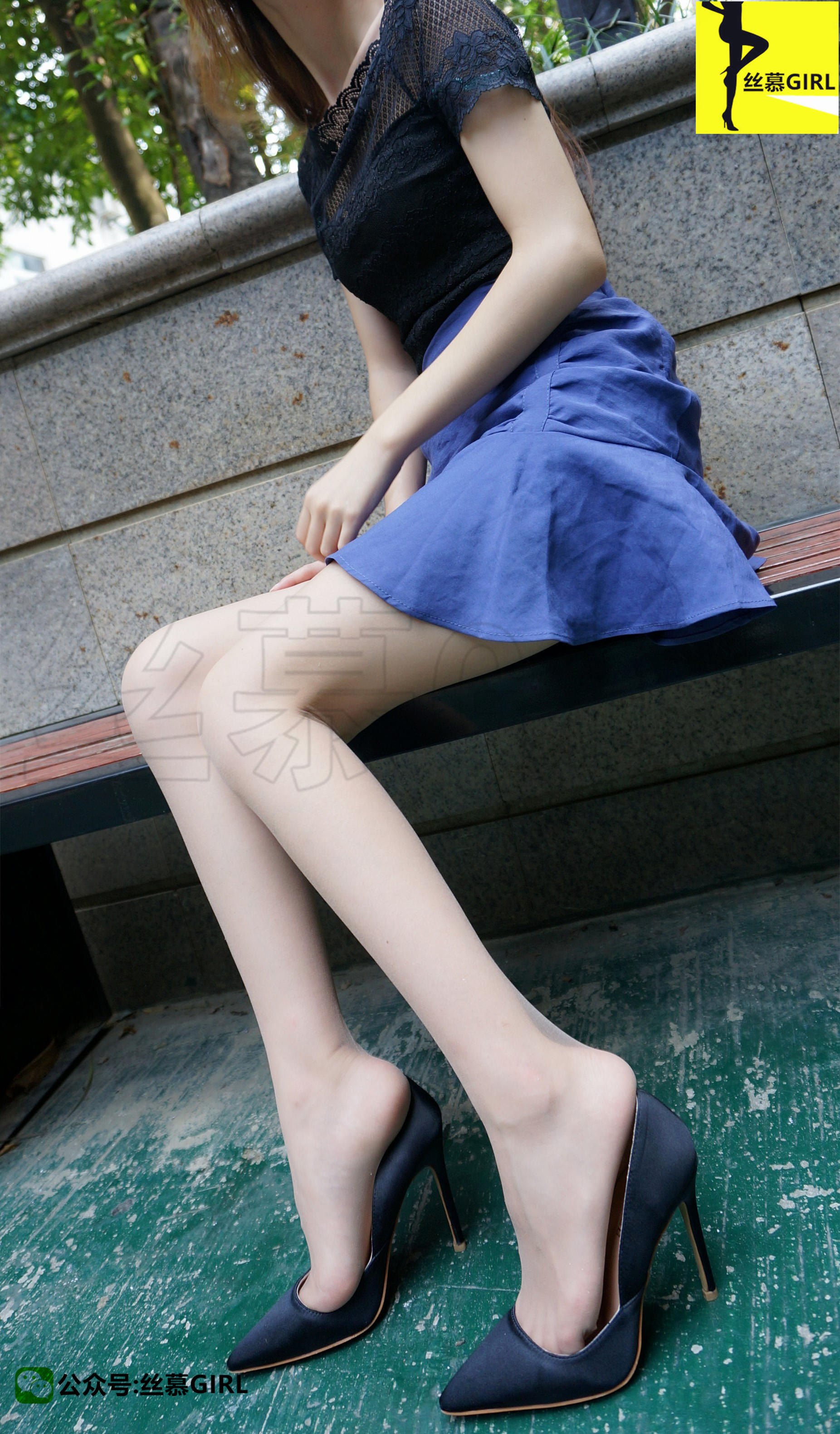 丝慕写真  第001期 模特：秋秋《夏天尾巴上的肉丝》