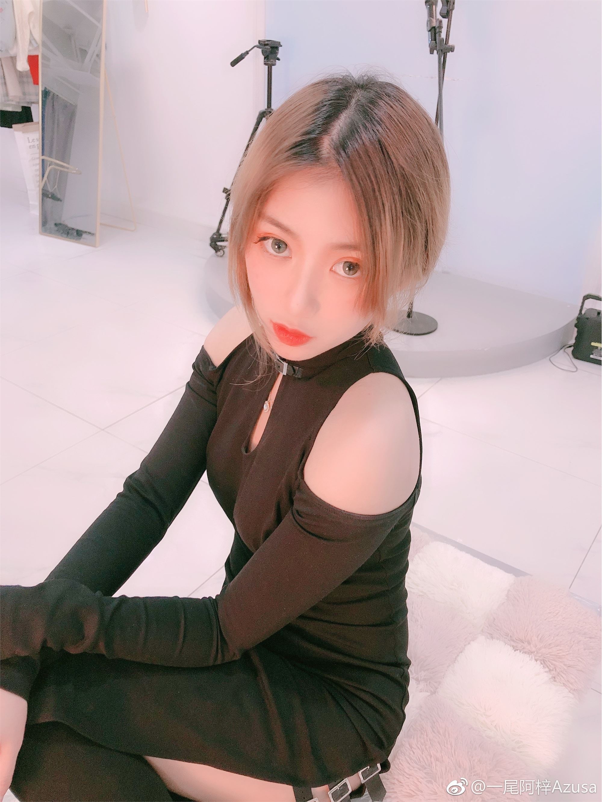 一尾阿梓Azusa 微博杂图2