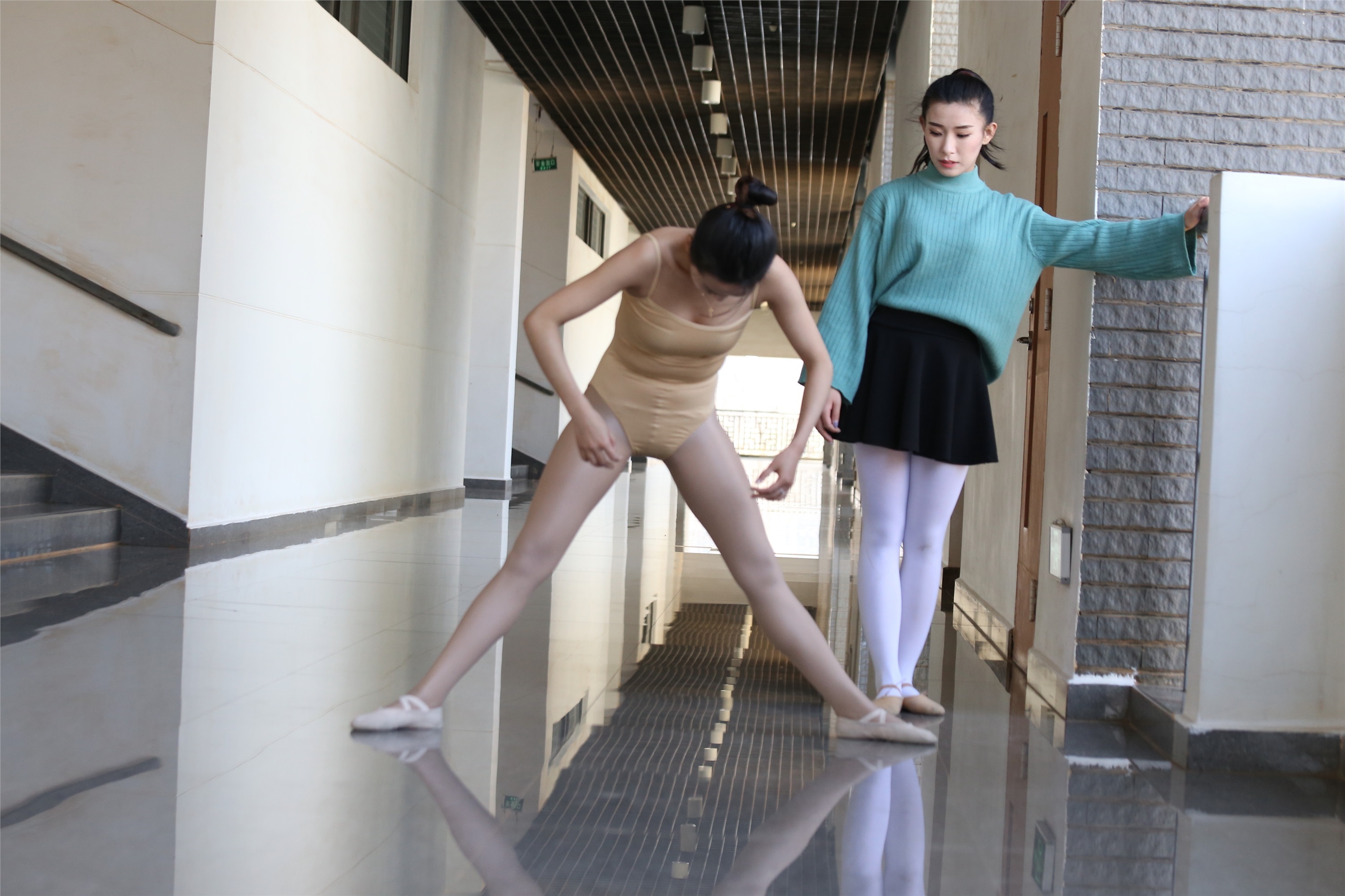 大西瓜美女图片 W021 舞蹈家-胜于蓝307p2