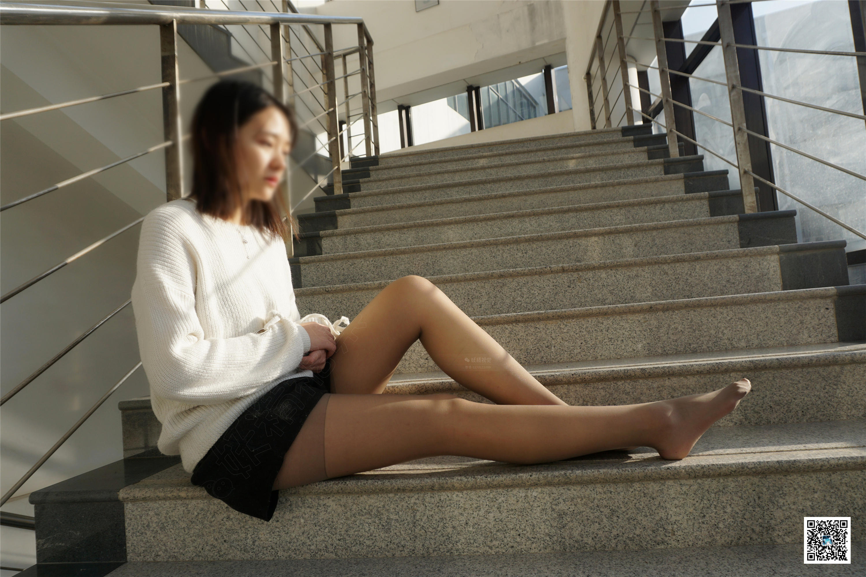 妖精视觉  苏苏 长靴&高跟，双色丝袜