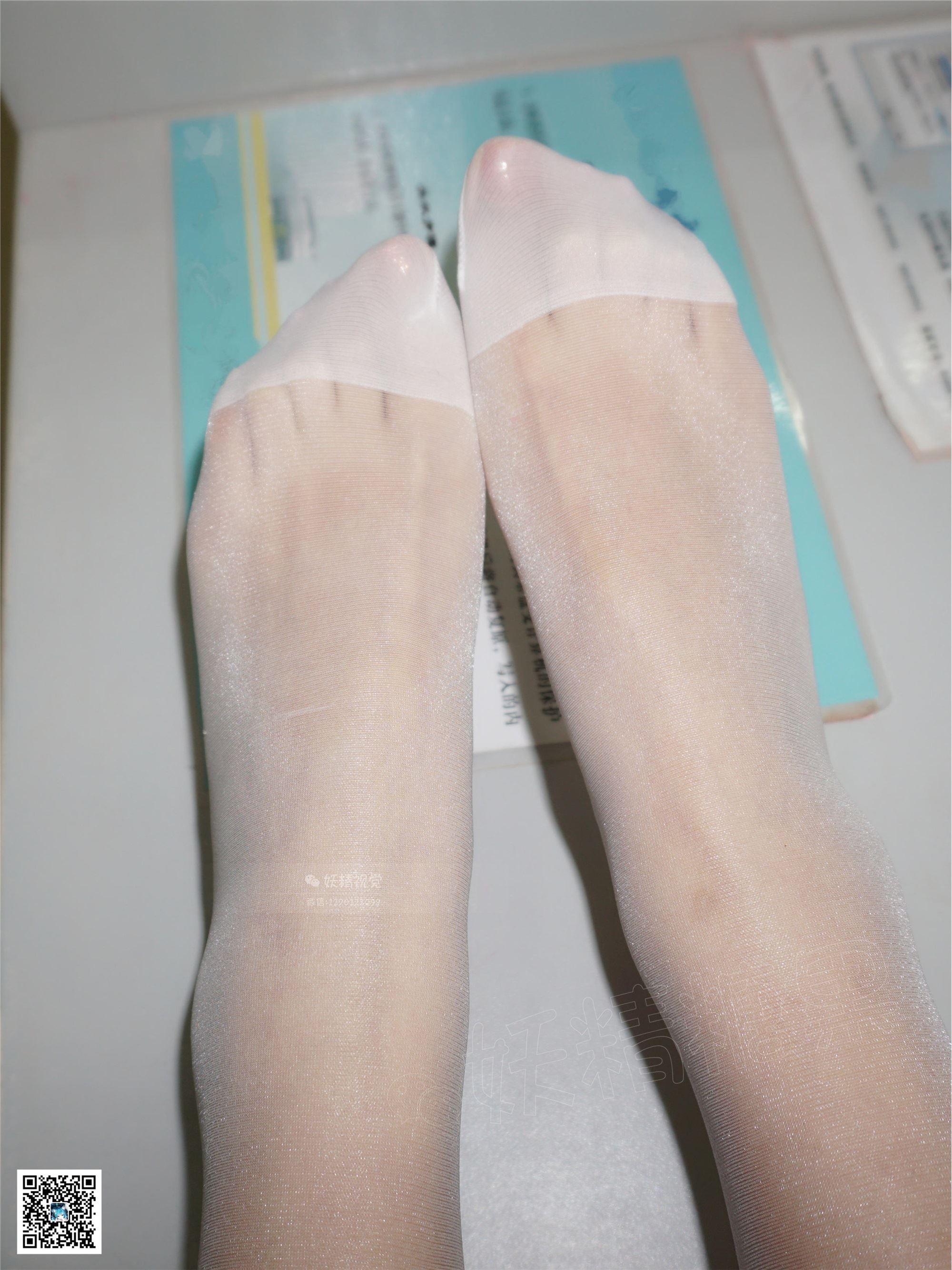 妖精视觉  苏苏 学妹装，白丝袜（下篇）