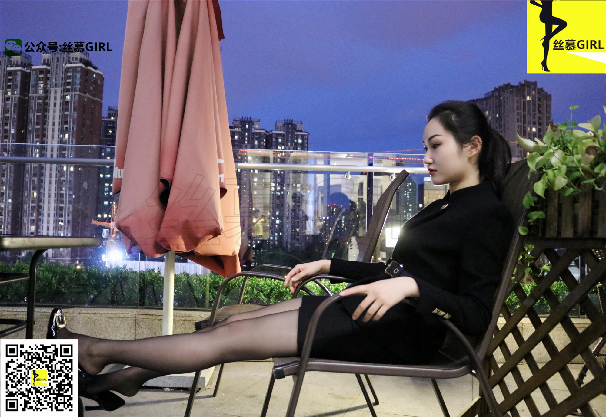 丝慕写真  第010期 模特：伊主管 丝密系列《听说你们想念尹主管了》