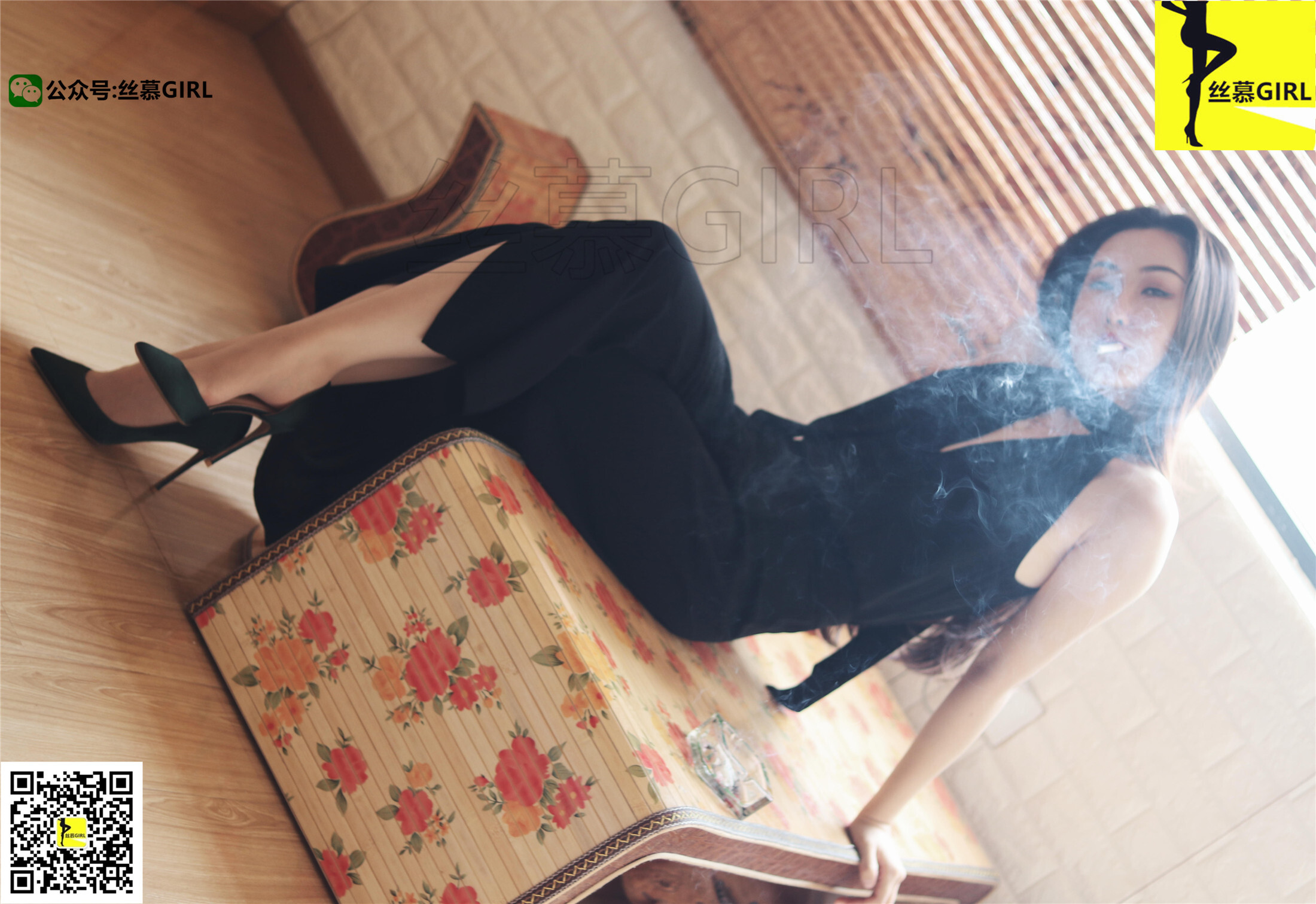 丝慕写真  第012期 模特：伊主管 丝密系列《女老大》