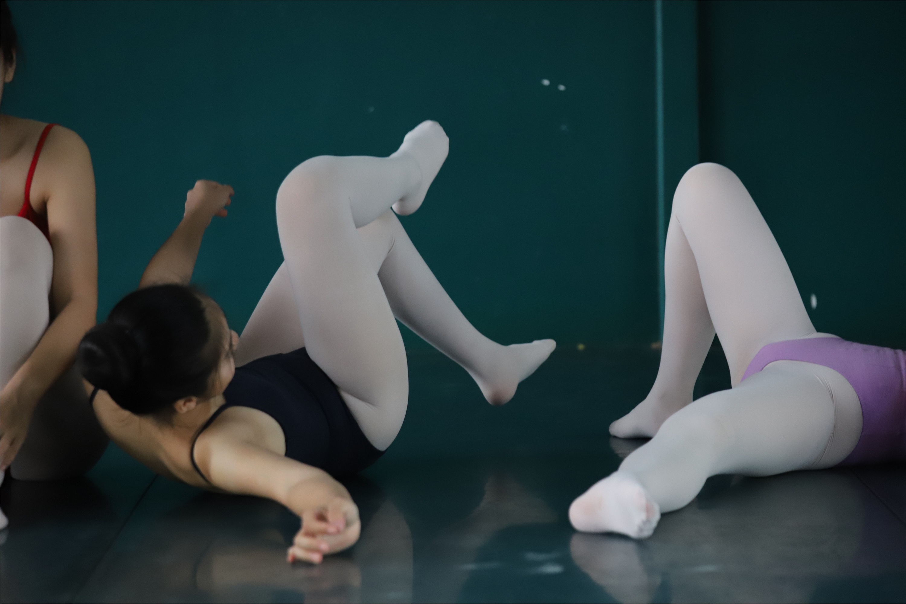 大西瓜美女图片 W022 舞蹈家-五人场649p1