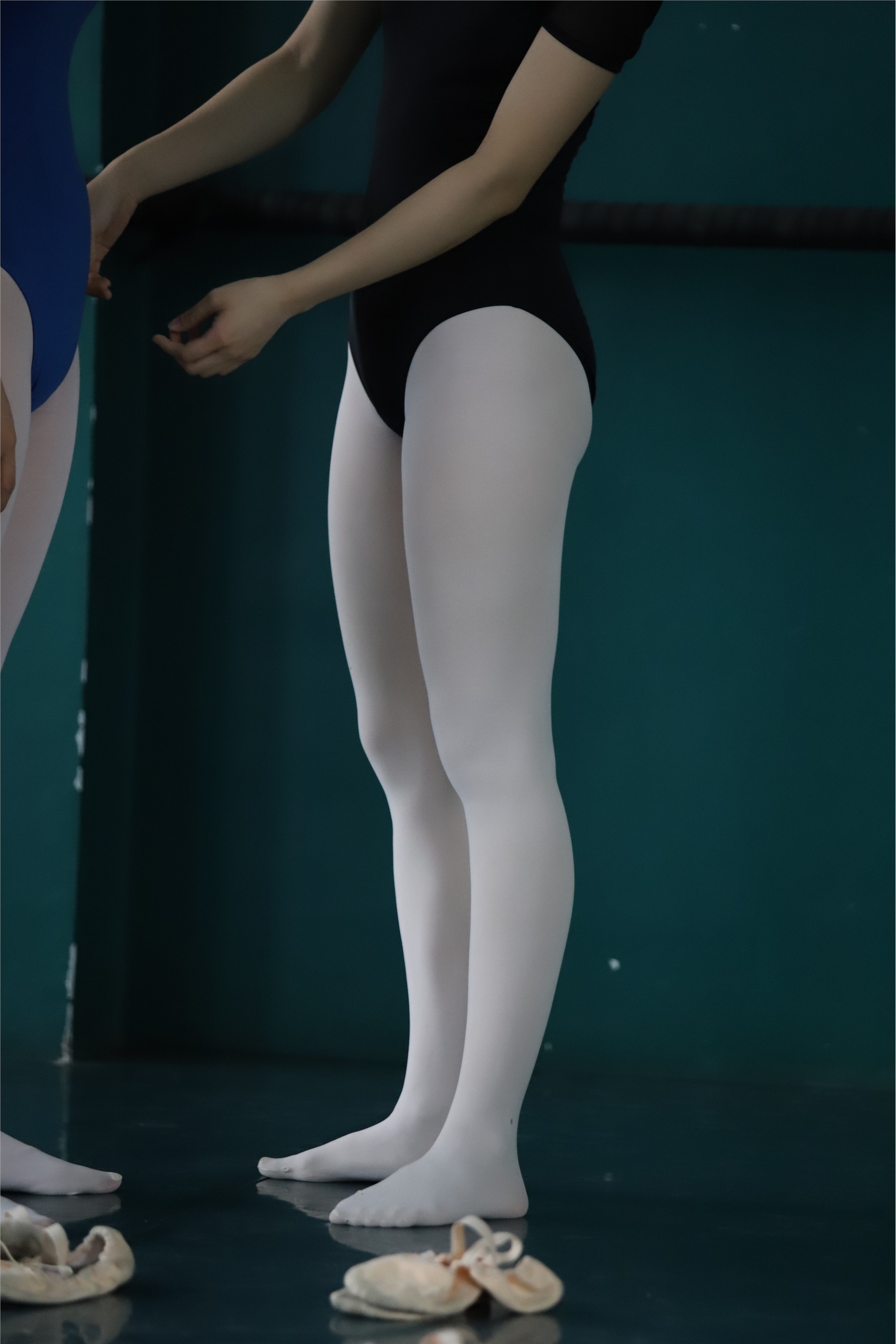 大西瓜美女图片 W022 舞蹈家-五人场649p2