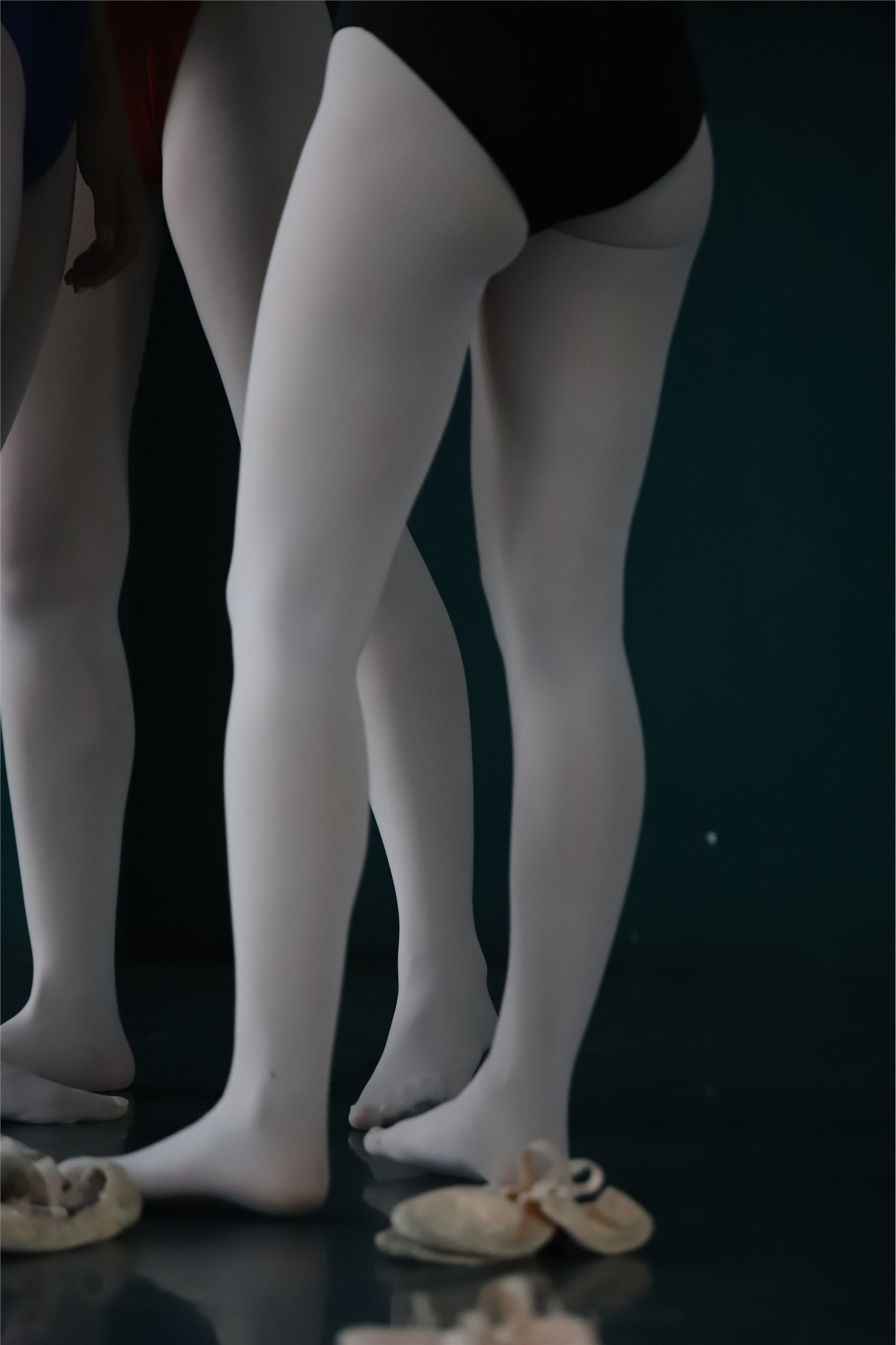 大西瓜美女图片 W022 舞蹈家-五人场649p2