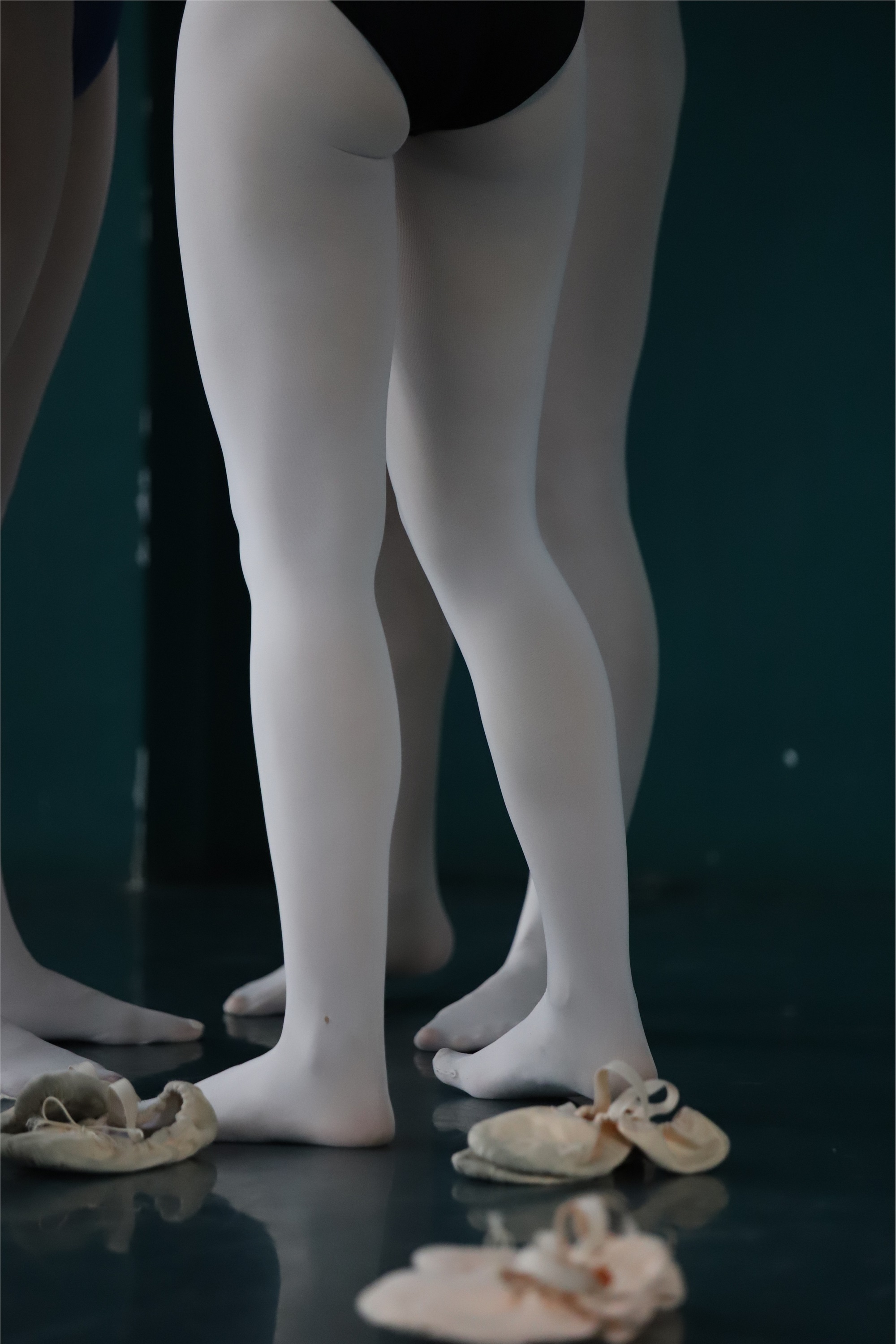 大西瓜美女图片 W022 舞蹈家-五人场649p2