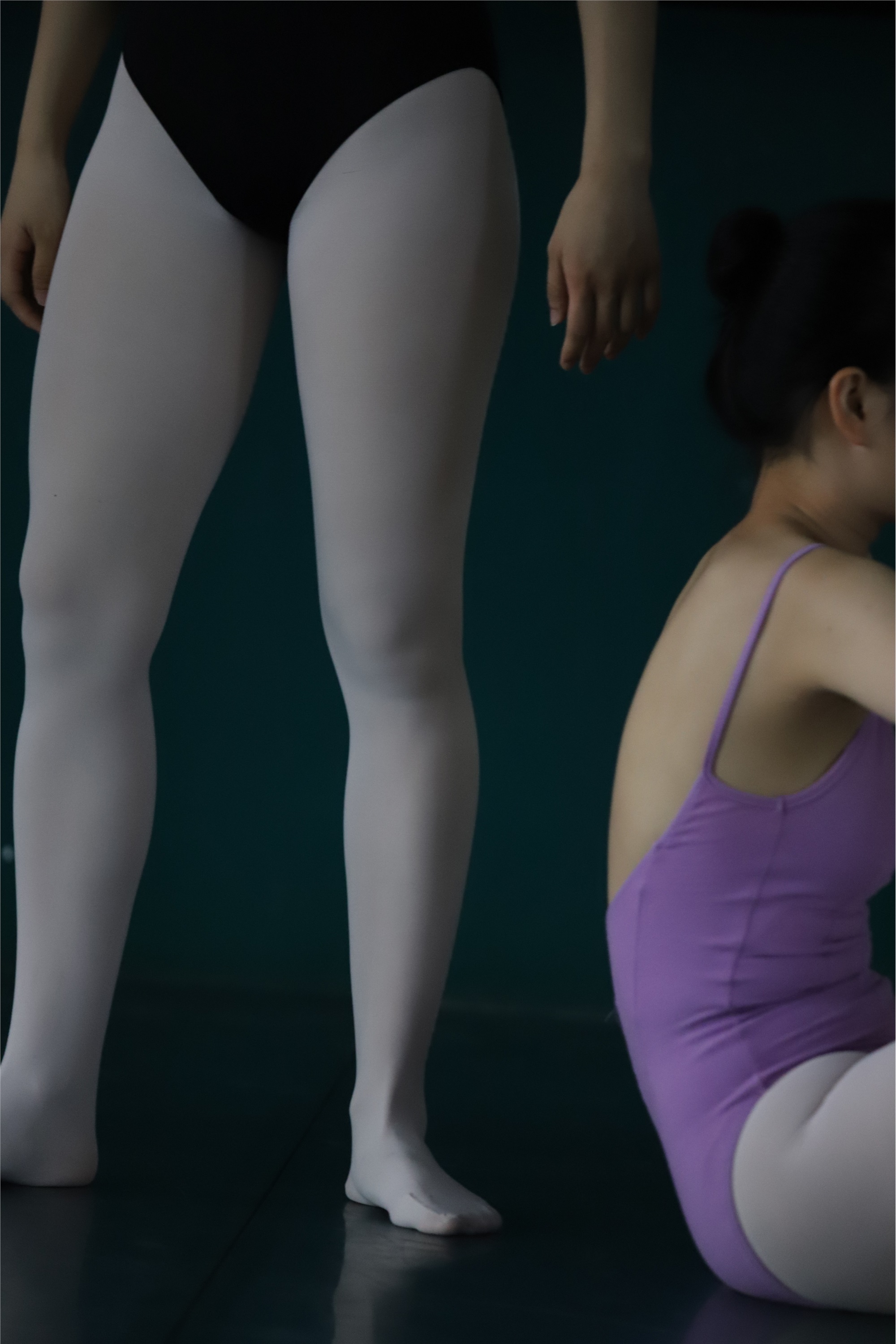 大西瓜美女图片 W022 舞蹈家-五人场649p2