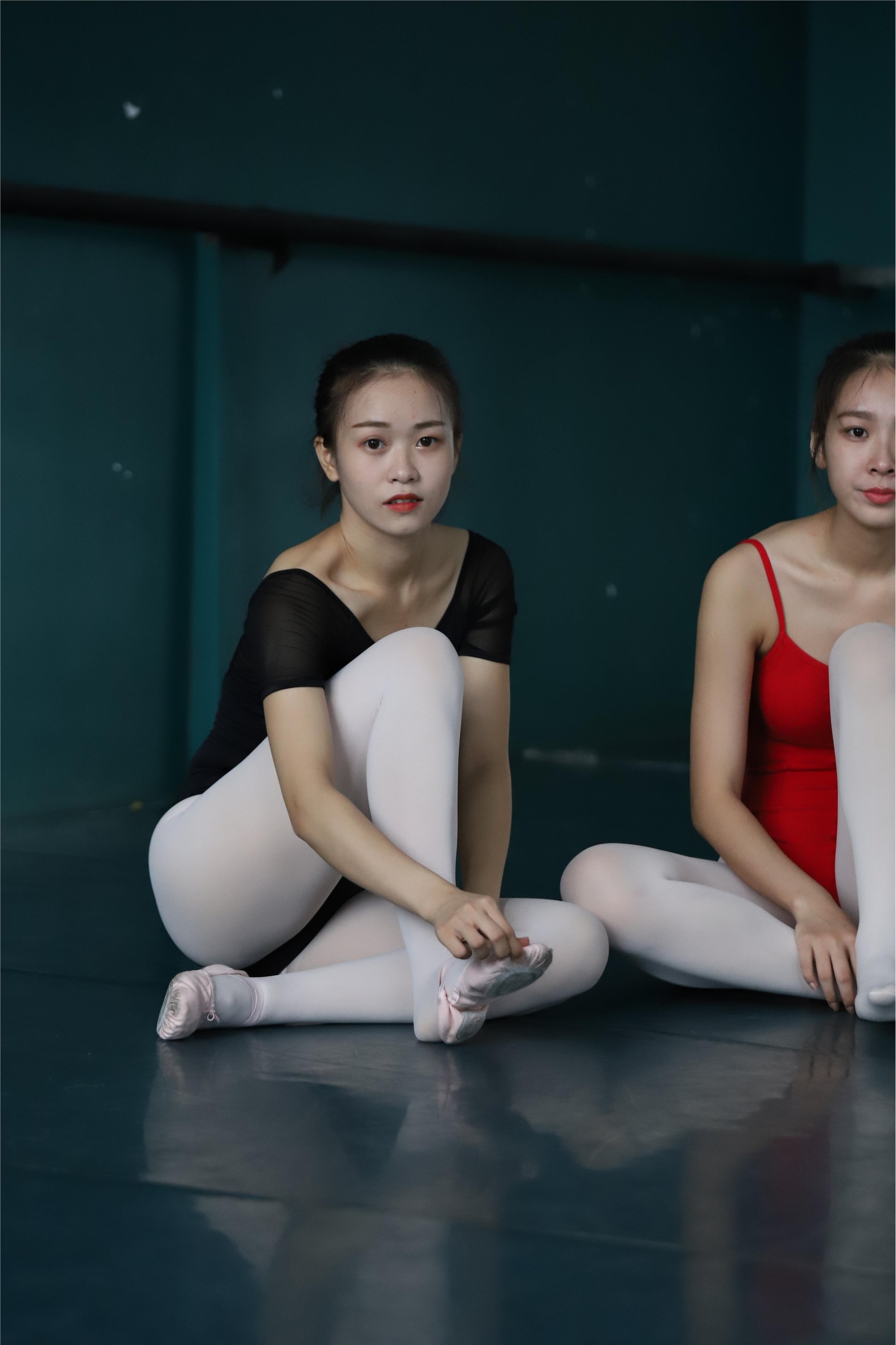 大西瓜美女图片 W022 舞蹈家-五人场649p3