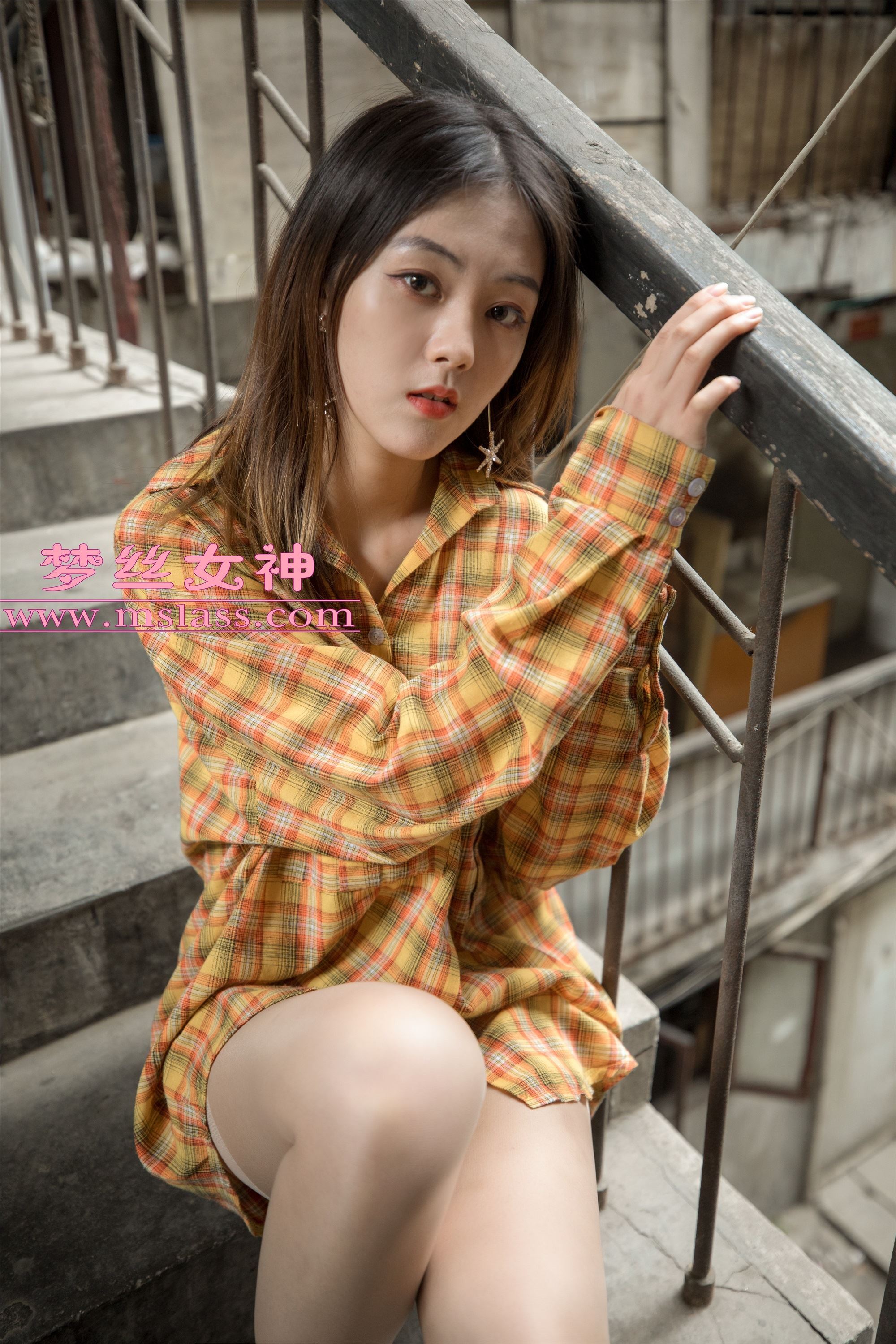 MSLASS梦丝女神 - 梦素 复古楼的性感美