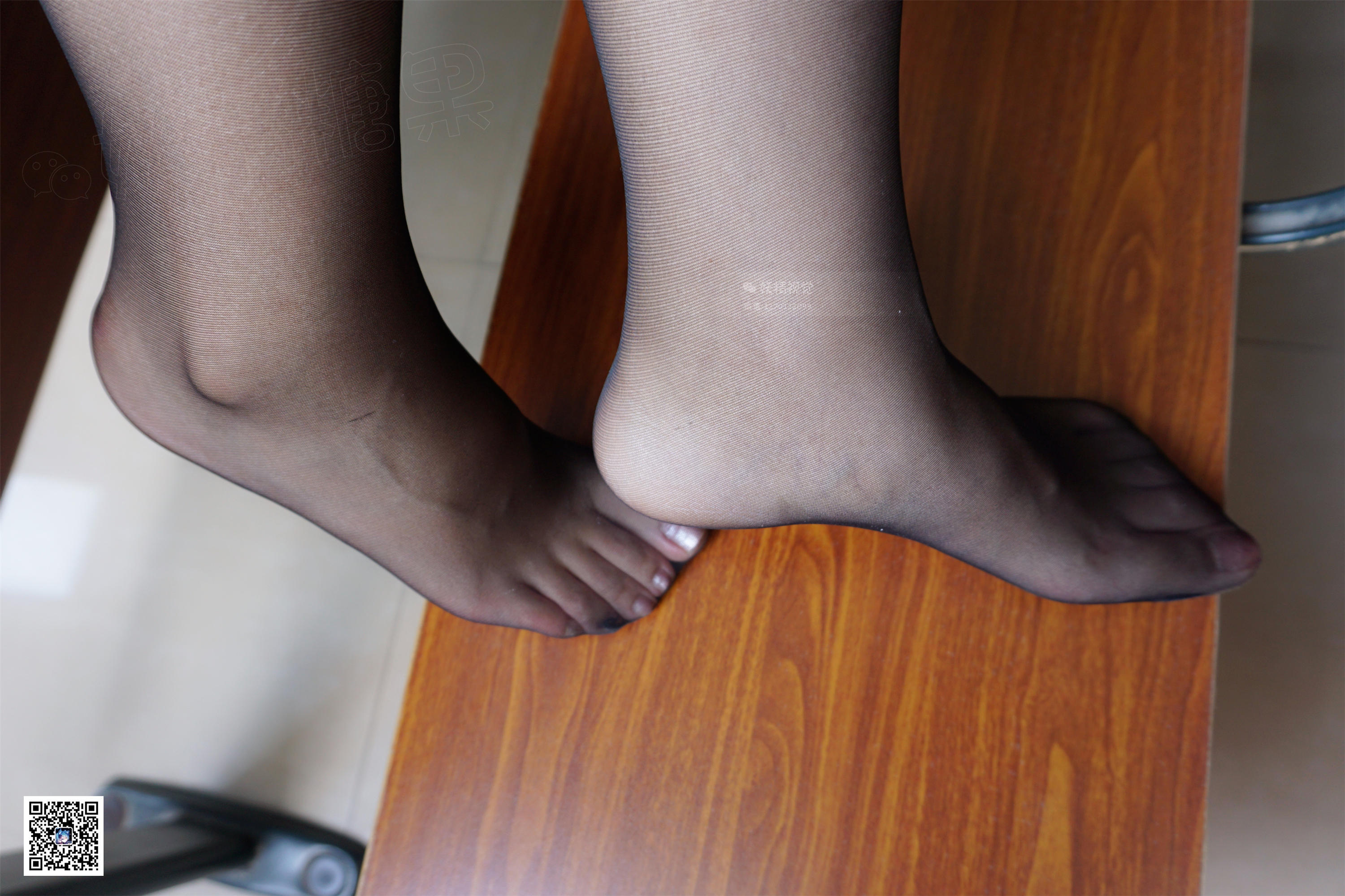 妖精视觉  苏苏 职业装的黑丝袜