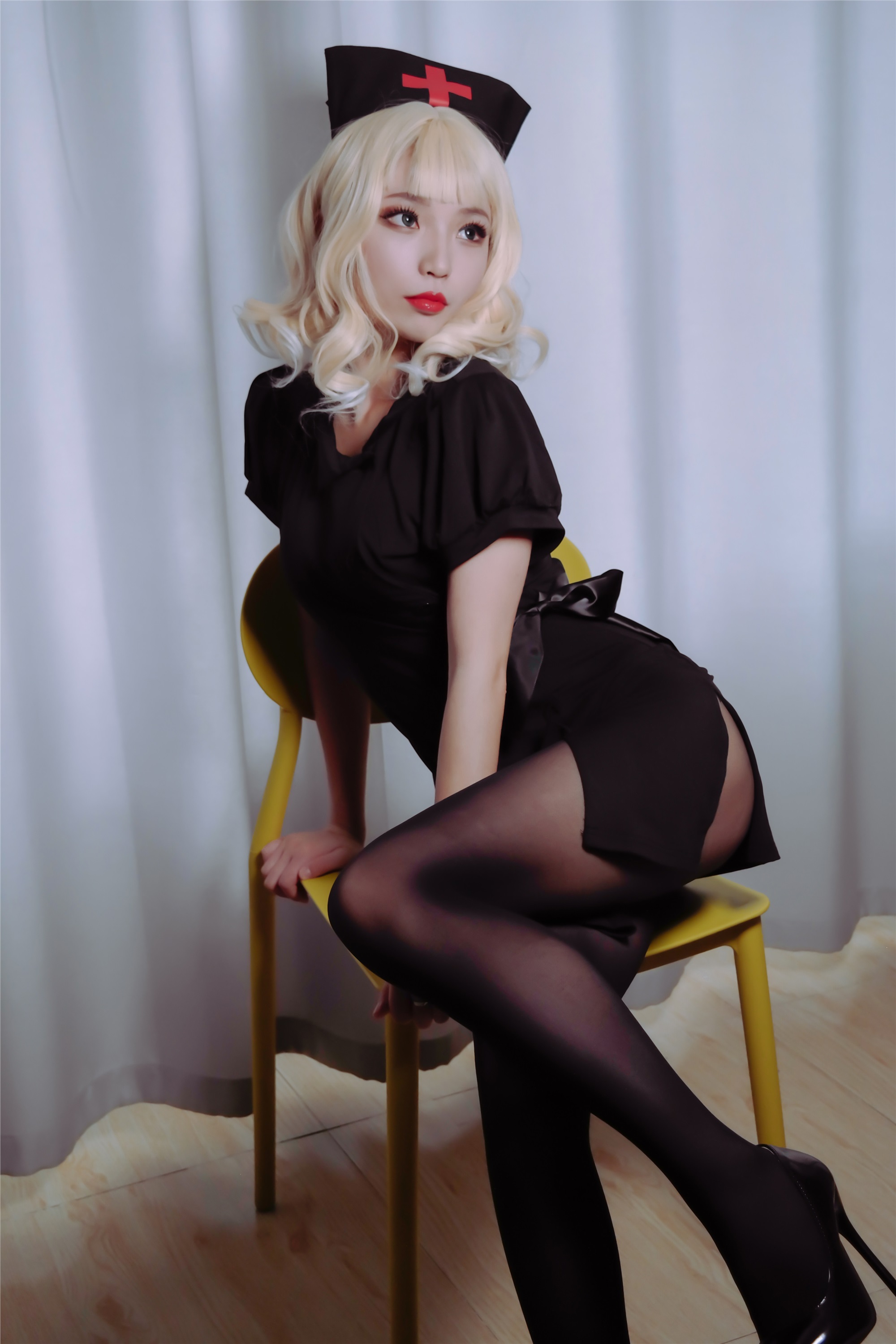 白易教主 – 黑化护士