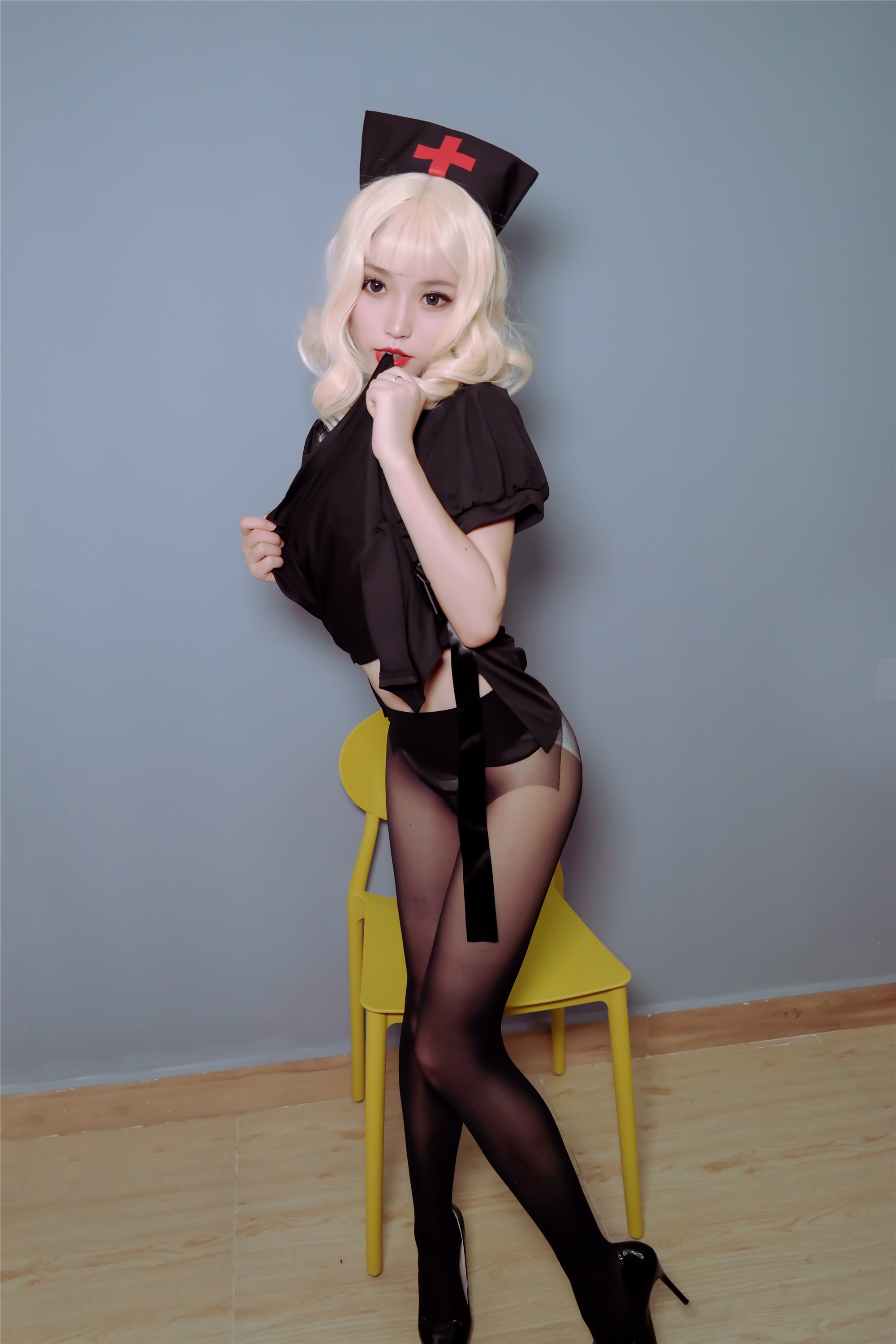 白易教主 – 黑化护士