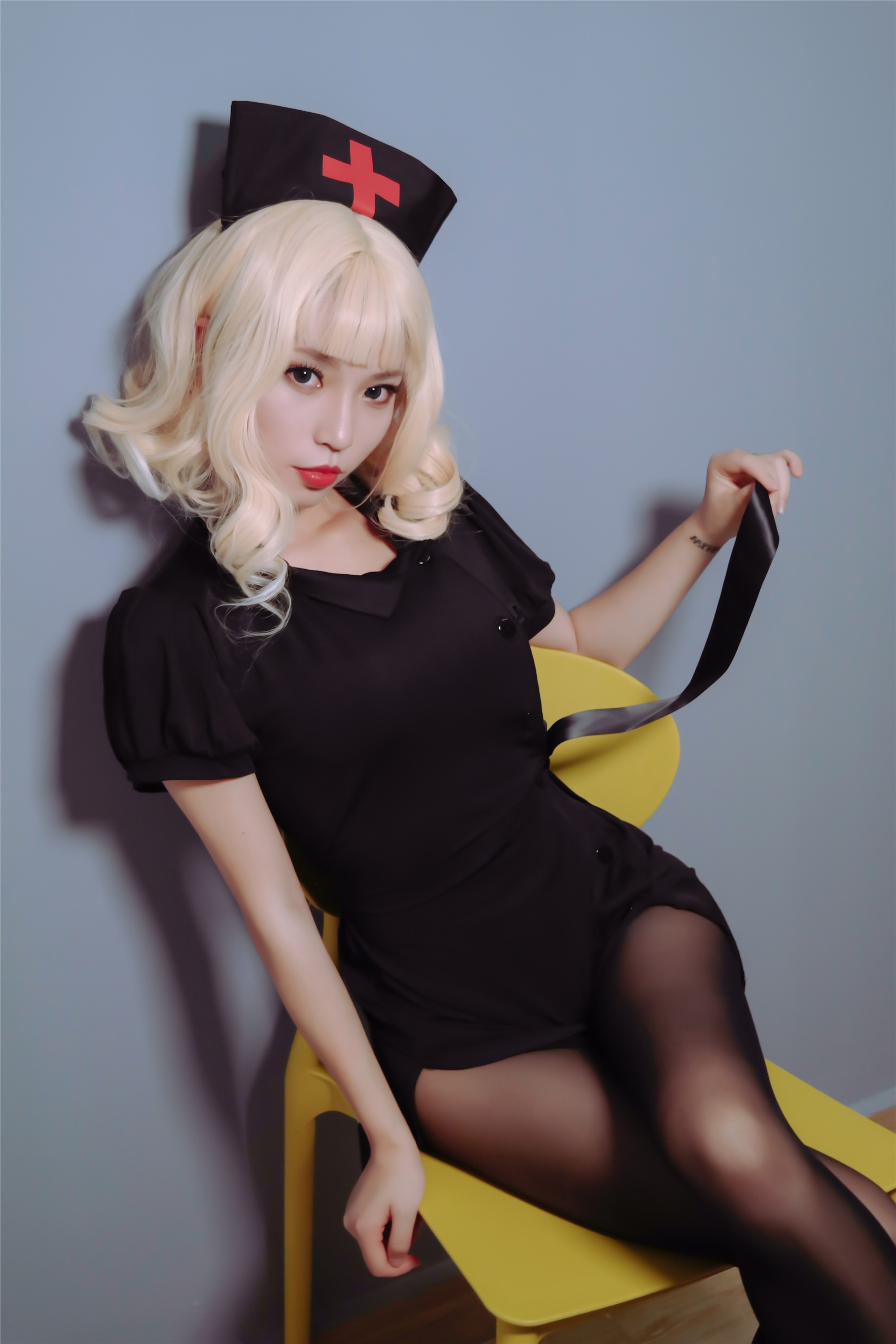 白易教主 – 黑化护士