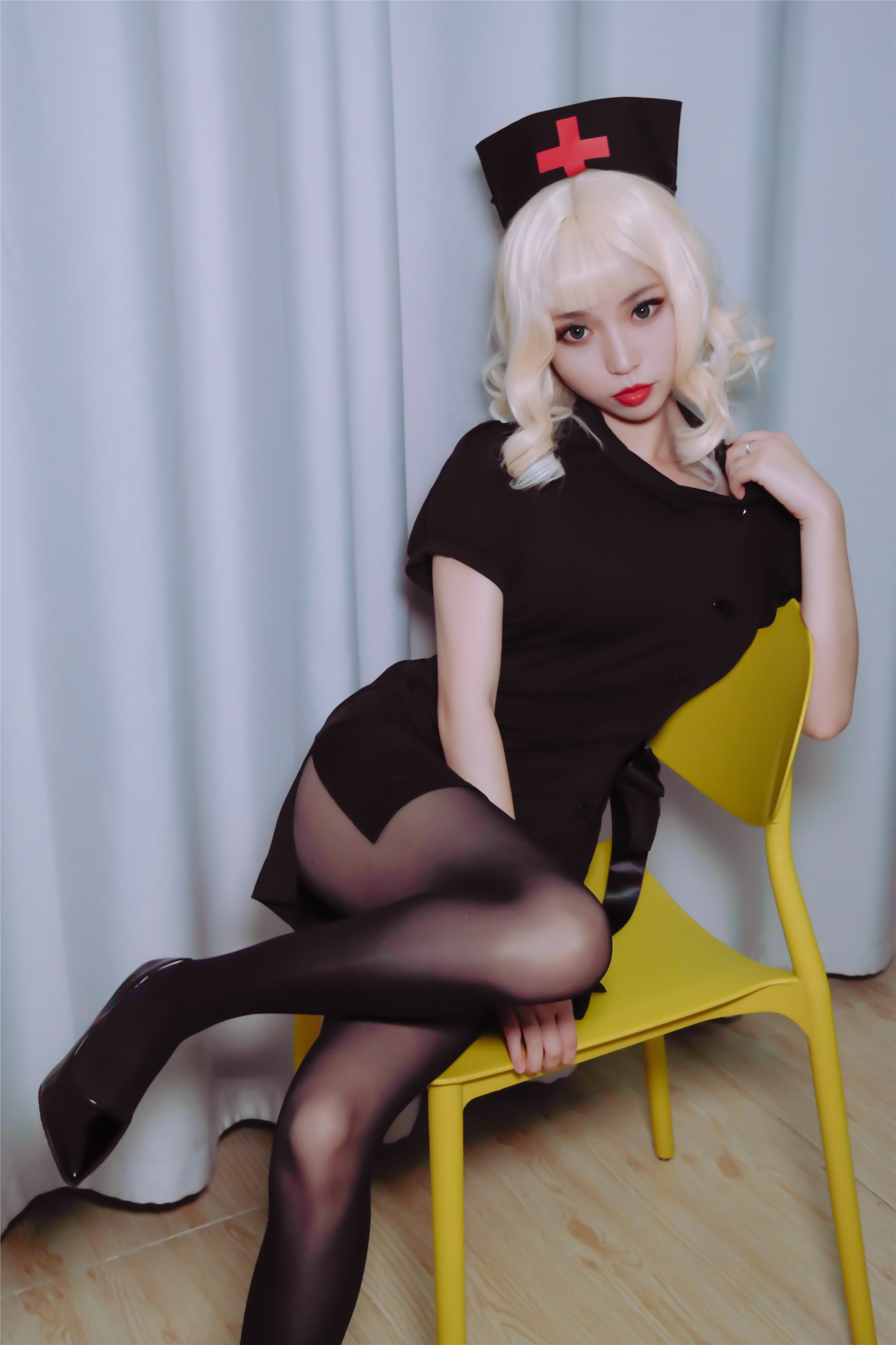 白易教主 – 黑化护士