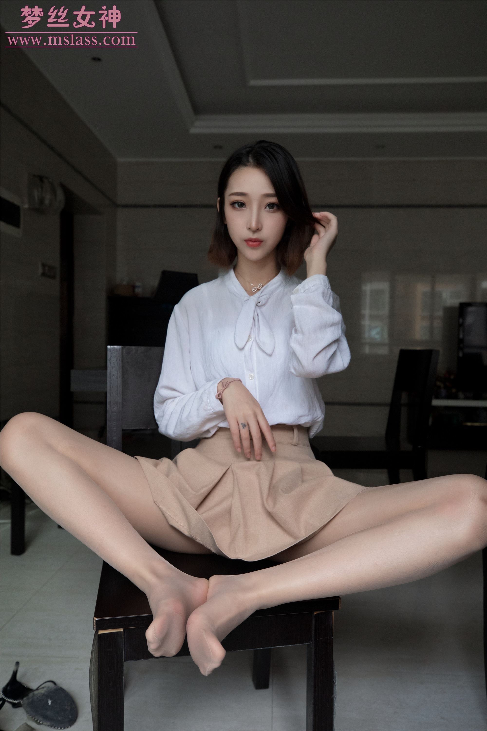 MSLASS梦丝女神 - 乔儿 美女主播（肉色）