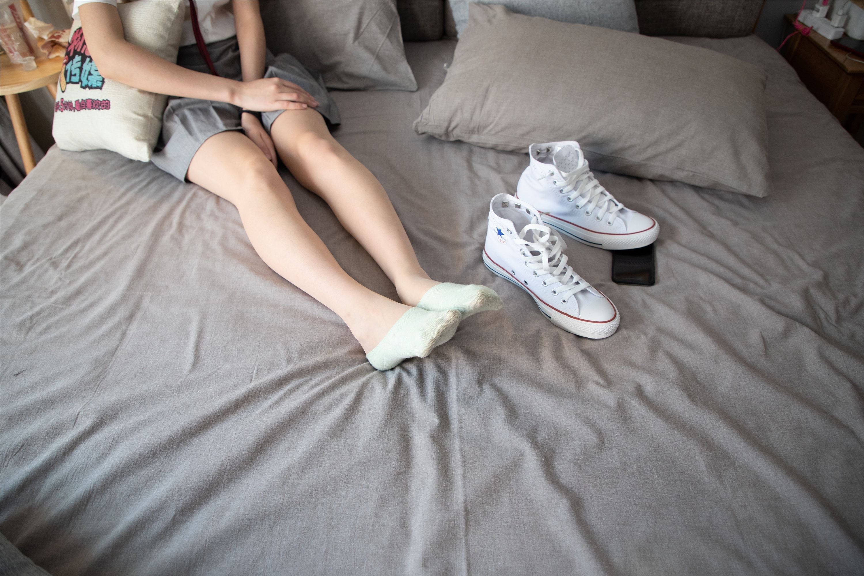 物恋传媒 猫耳 - JK制服与船袜帆布鞋No.088