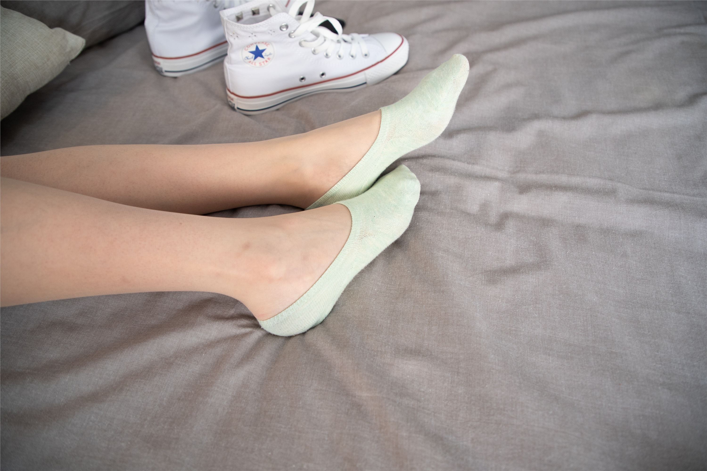 物恋传媒 猫耳 - JK制服与船袜帆布鞋No.088